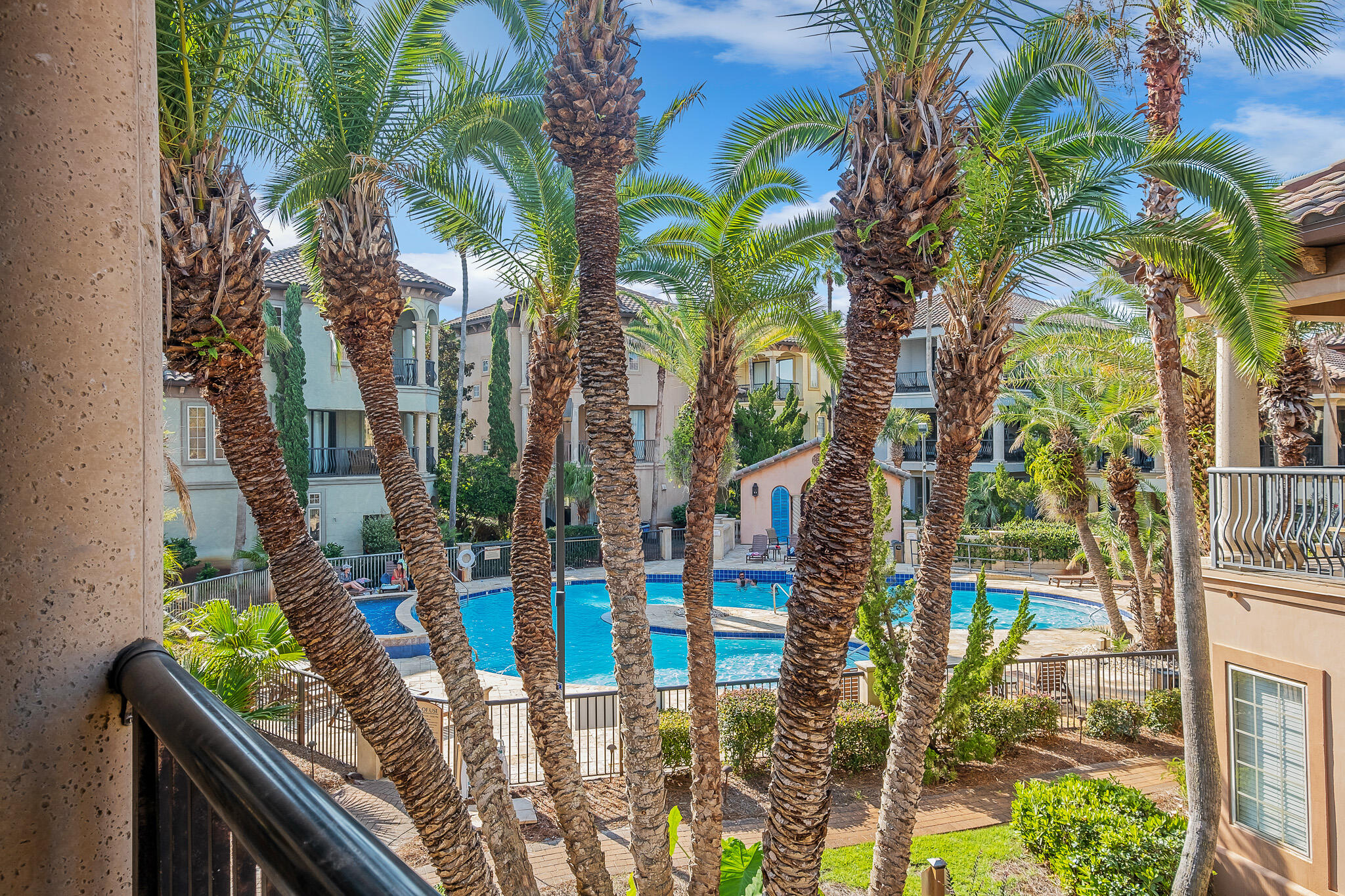 SAINT TROPEZ - Residential