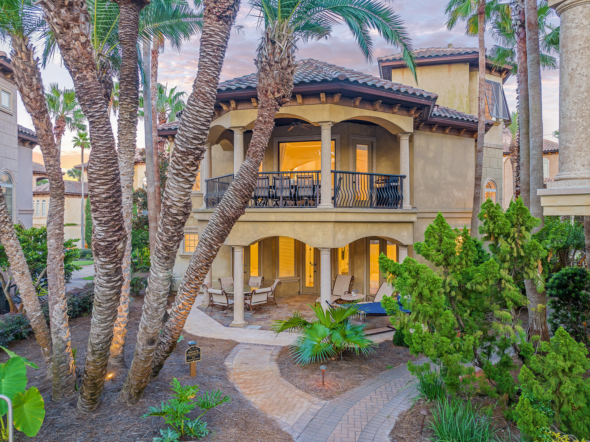 SAINT TROPEZ - Residential