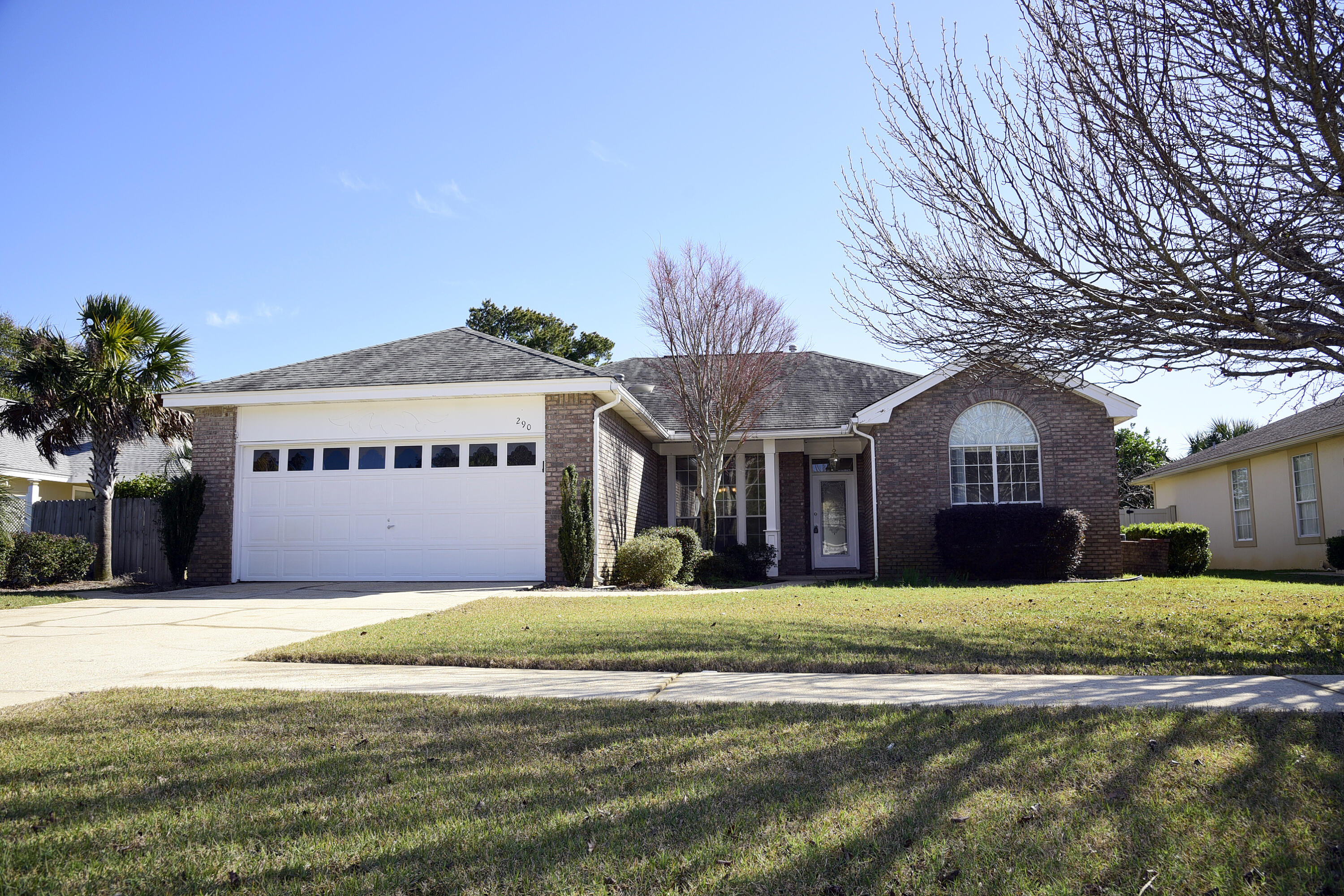 RIDGE WOOD - Residential Lease