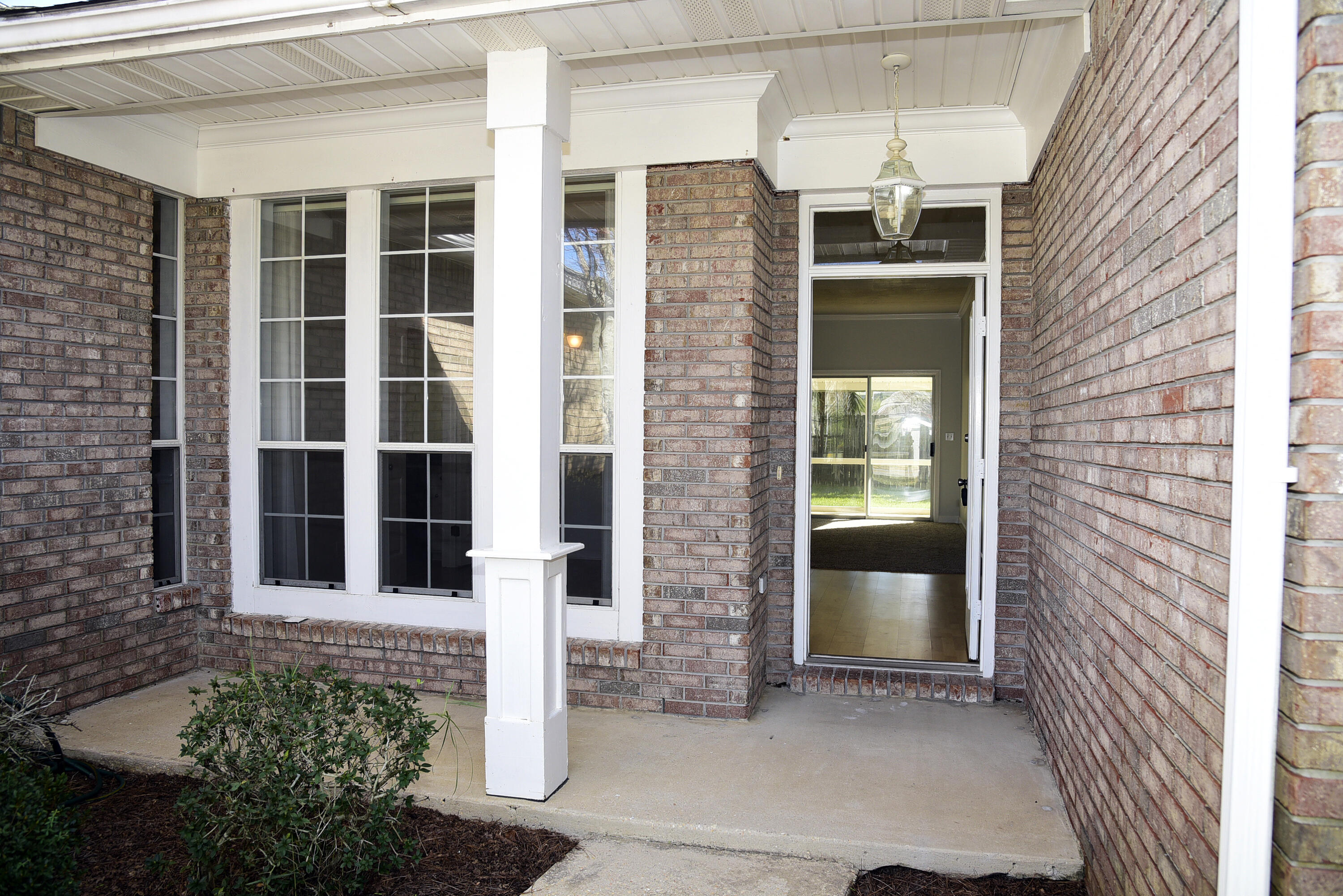 RIDGE WOOD - Residential Lease