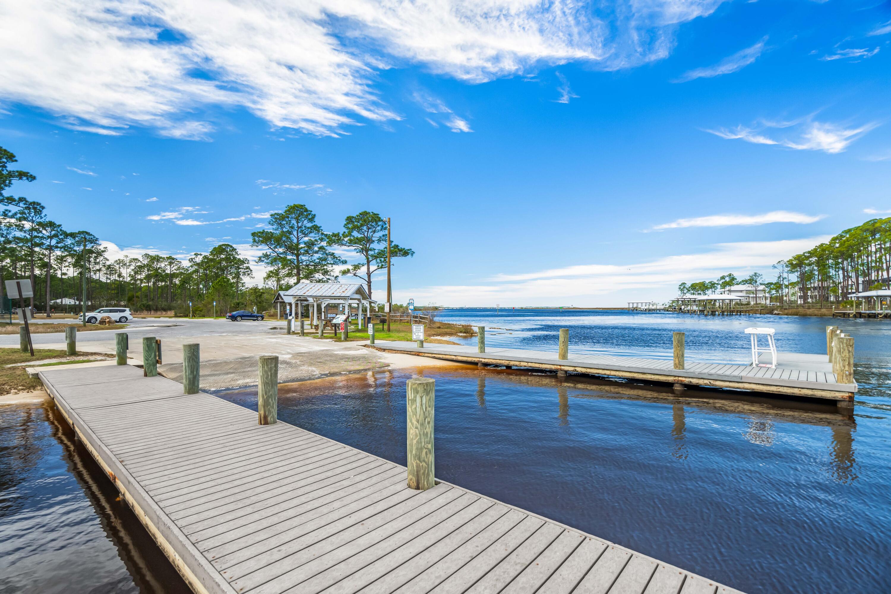 TOWN OF SANTA ROSA - Residential