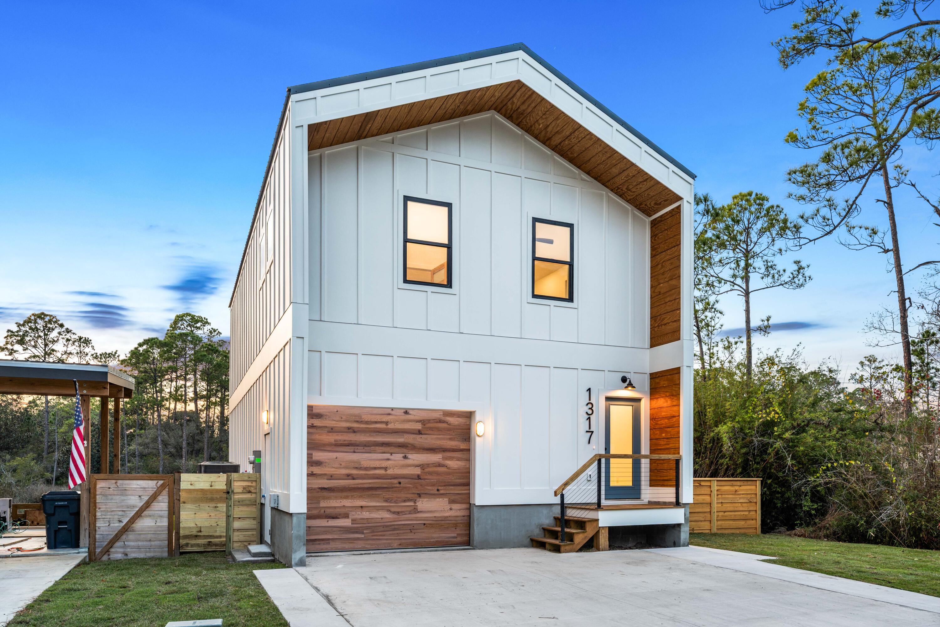 TOWN OF SANTA ROSA - Residential