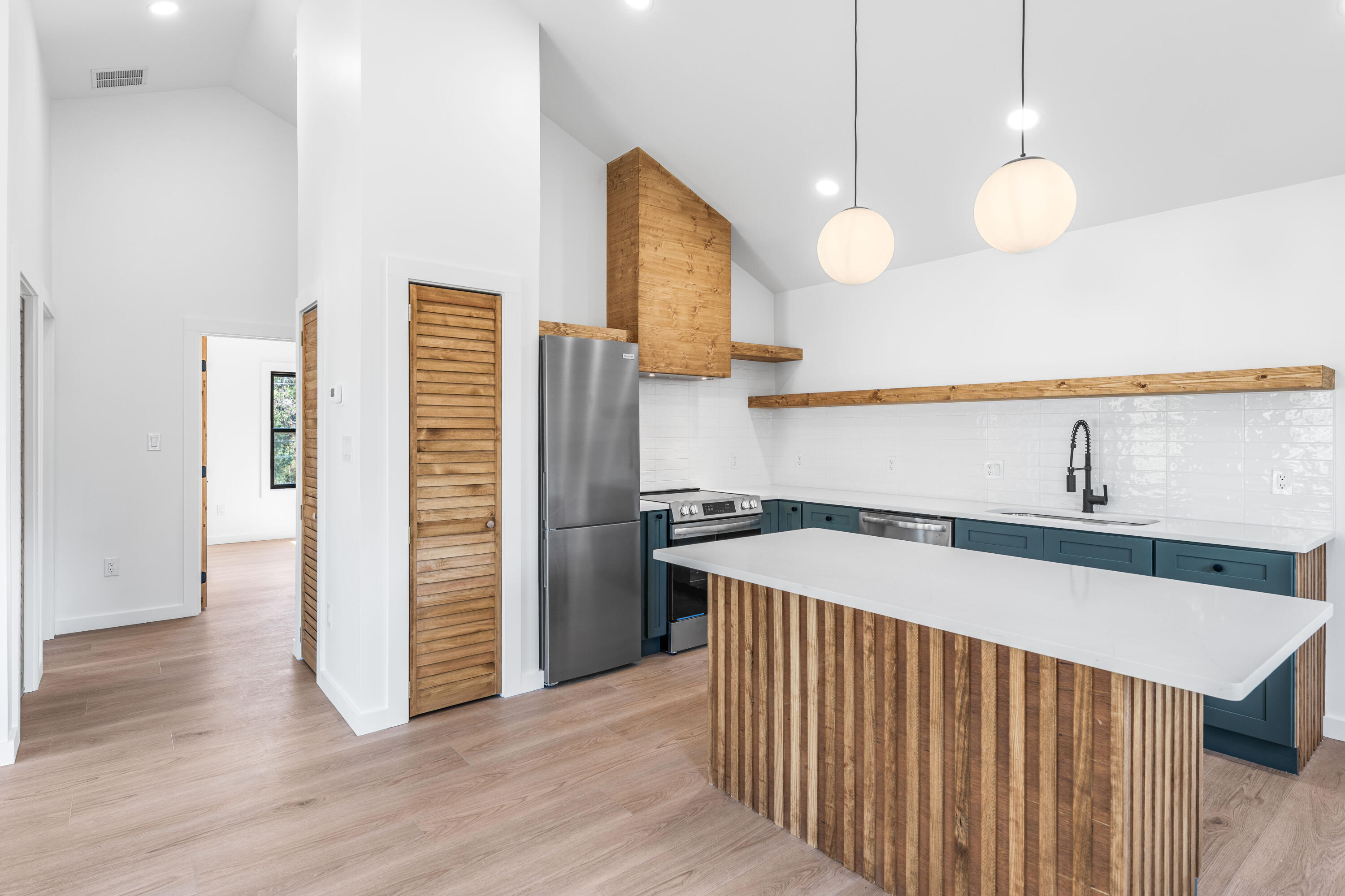 TOWN OF SANTA ROSA - Residential