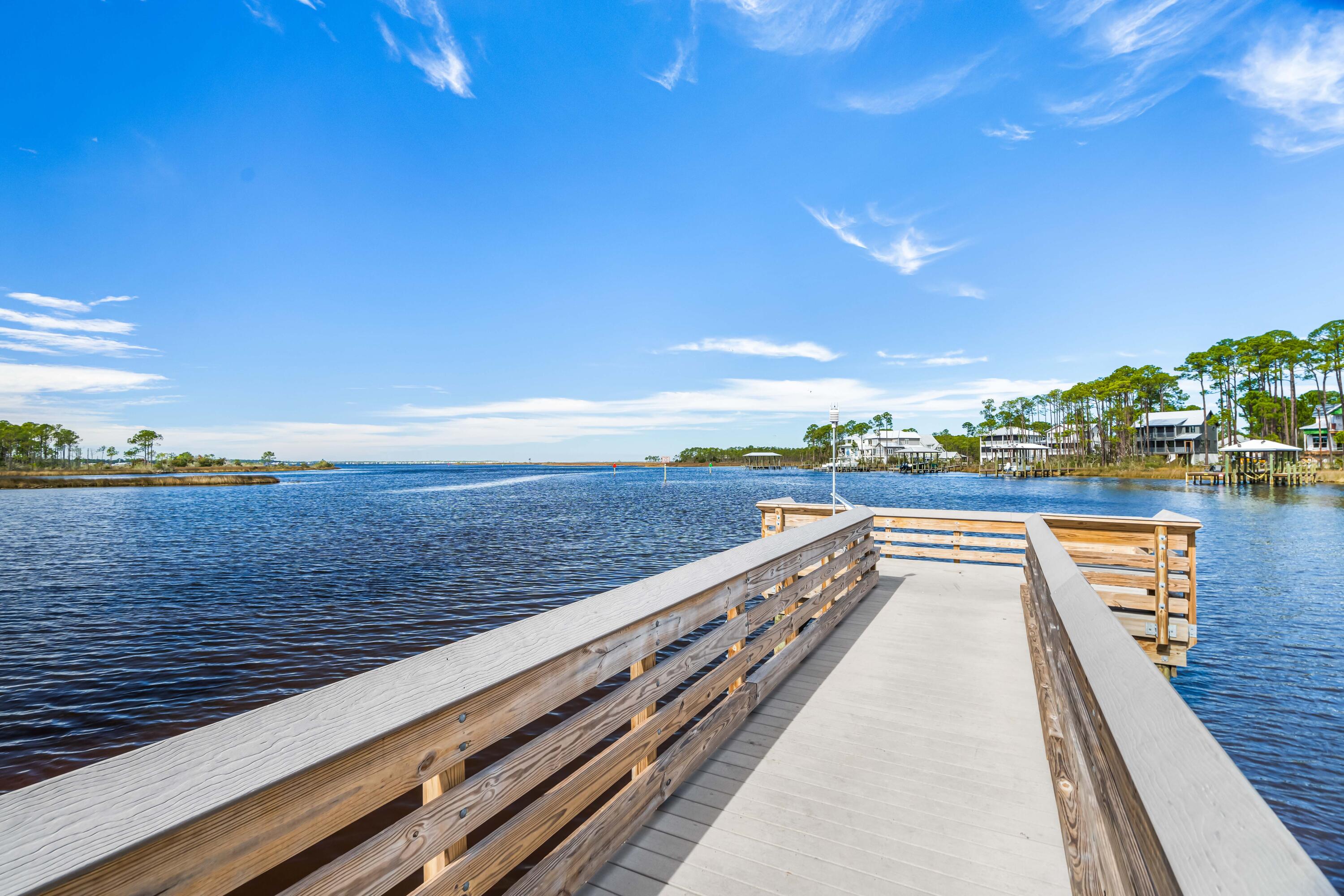 TOWN OF SANTA ROSA - Residential