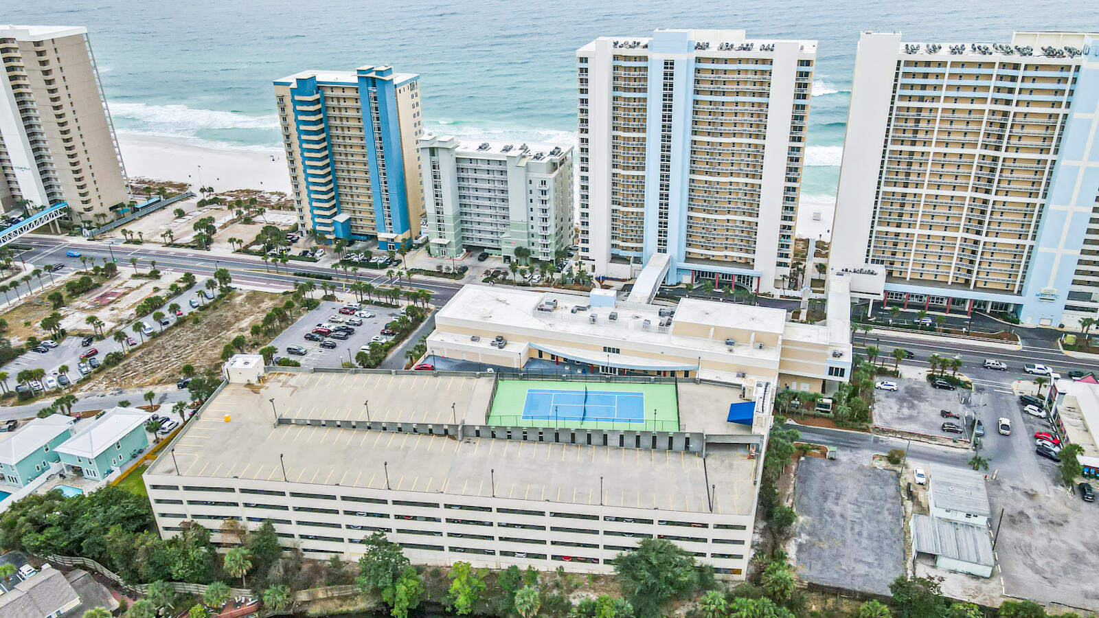 GRAND PANAMA BEACH RESORTS - Residential