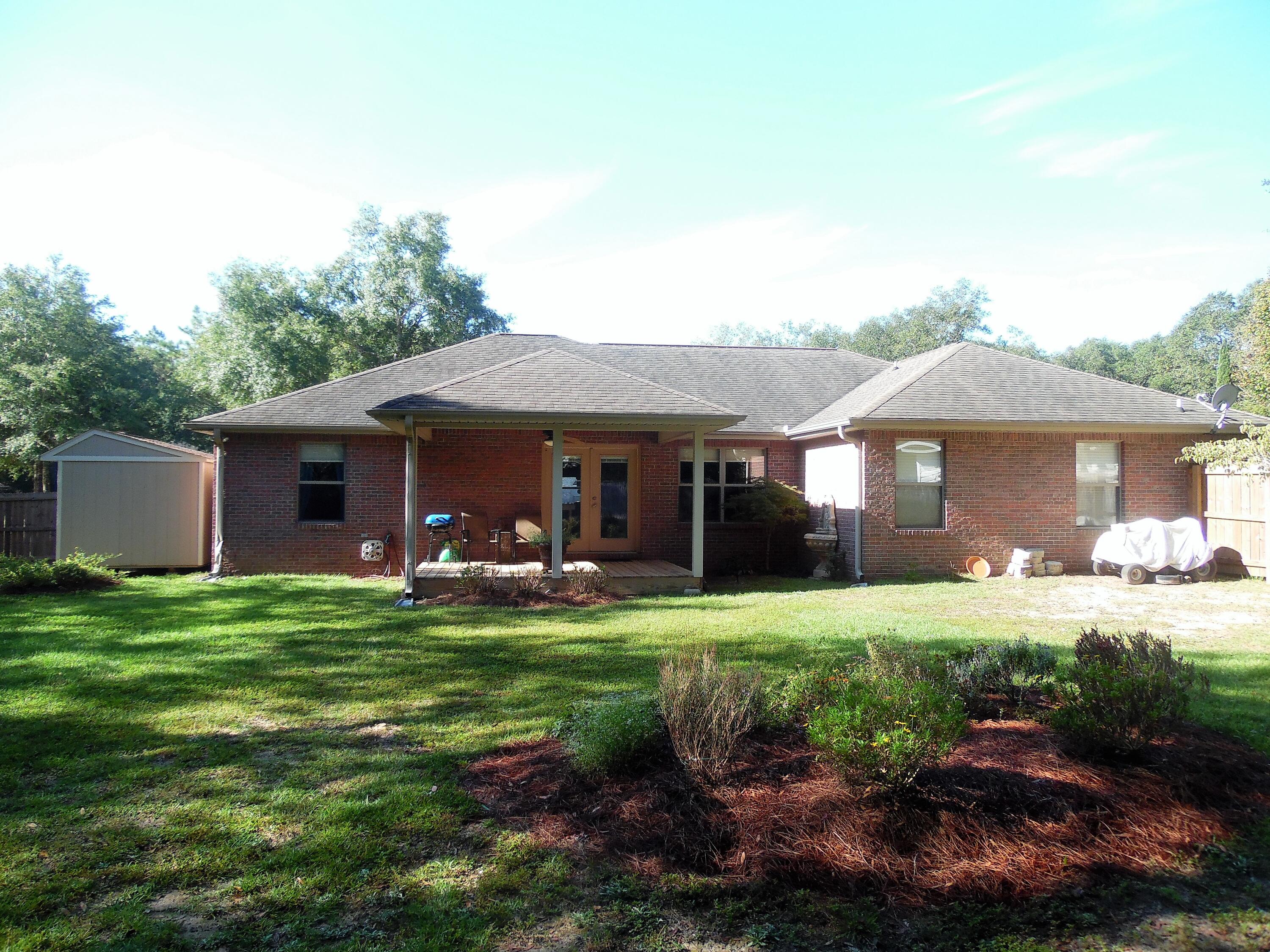 SPRING HOLLOW ESTATES - Residential