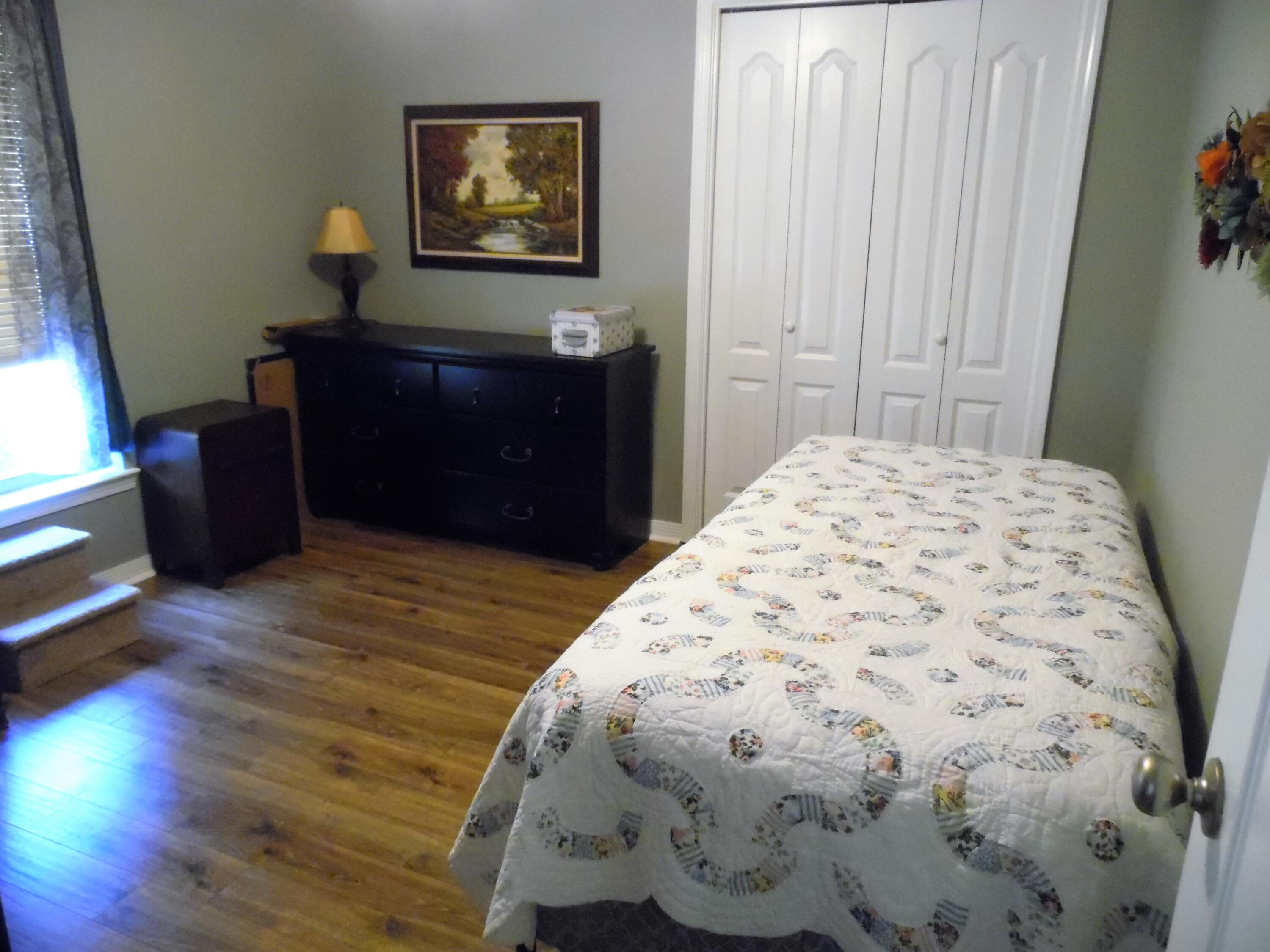 SPRING HOLLOW ESTATES - Residential