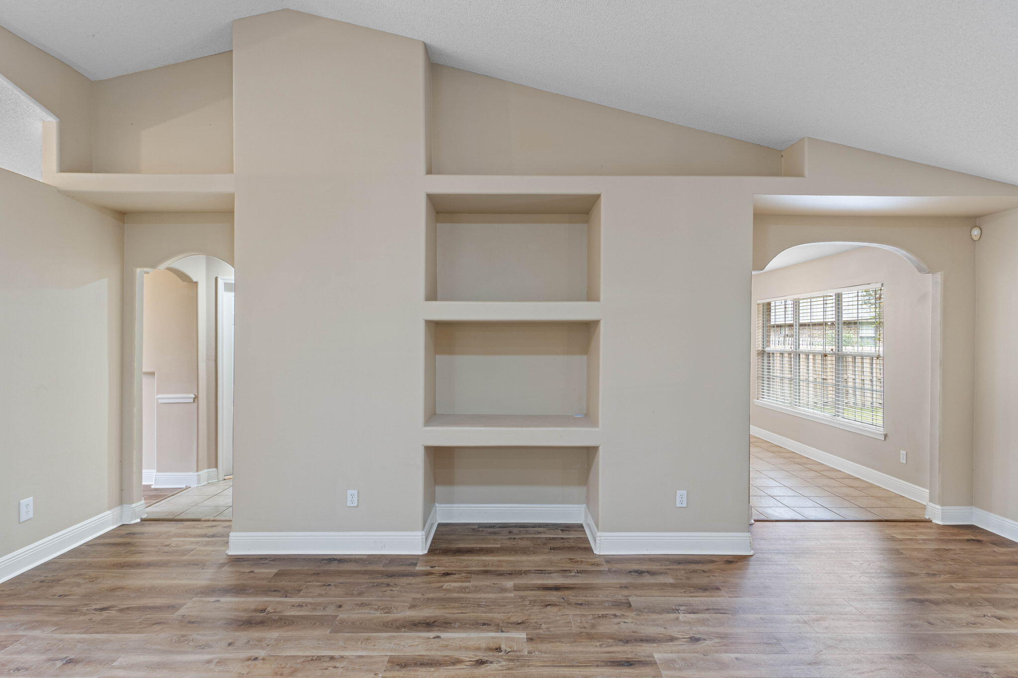 WOODLAWN HEIGHTS - Residential