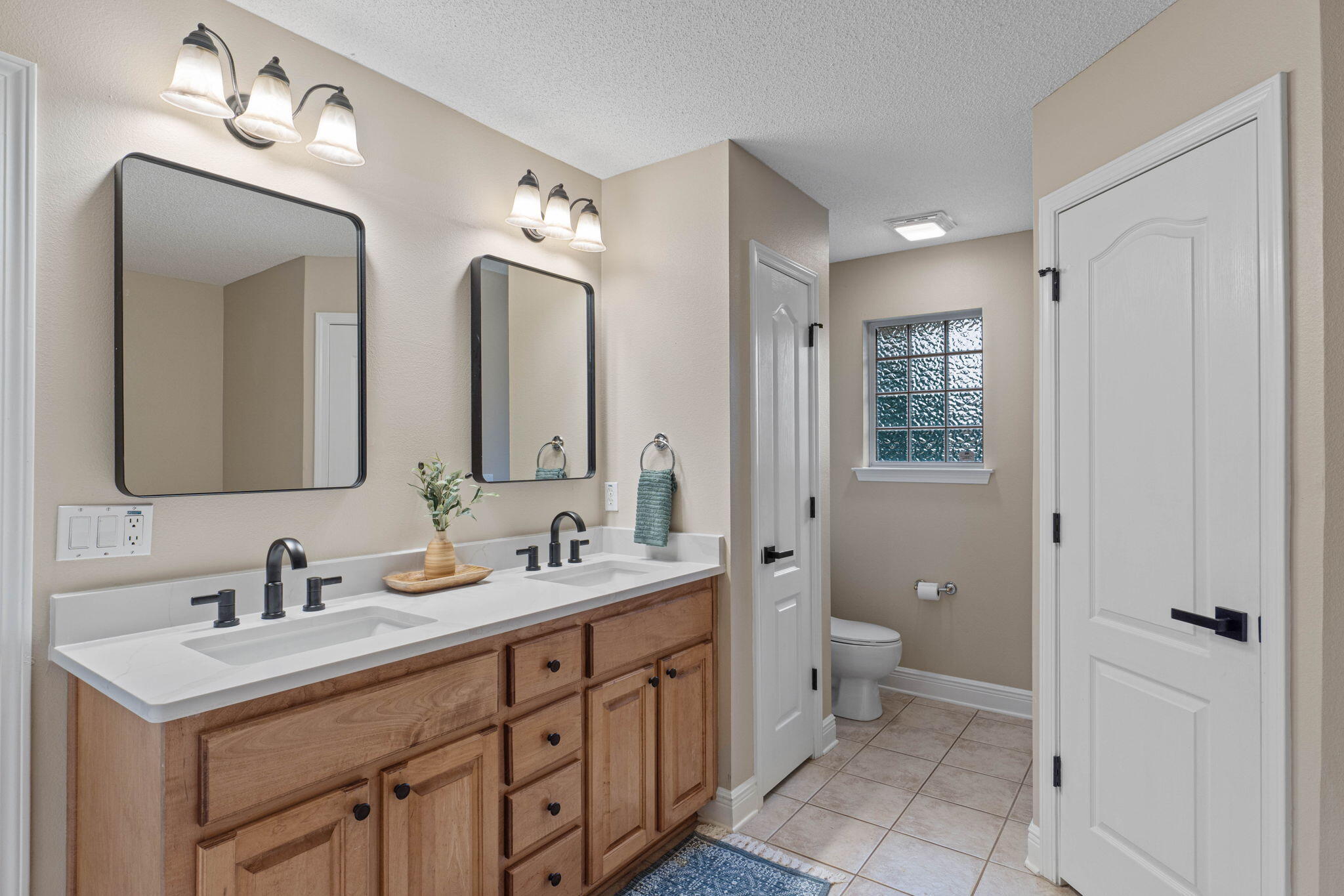 WOODLAWN HEIGHTS - Residential