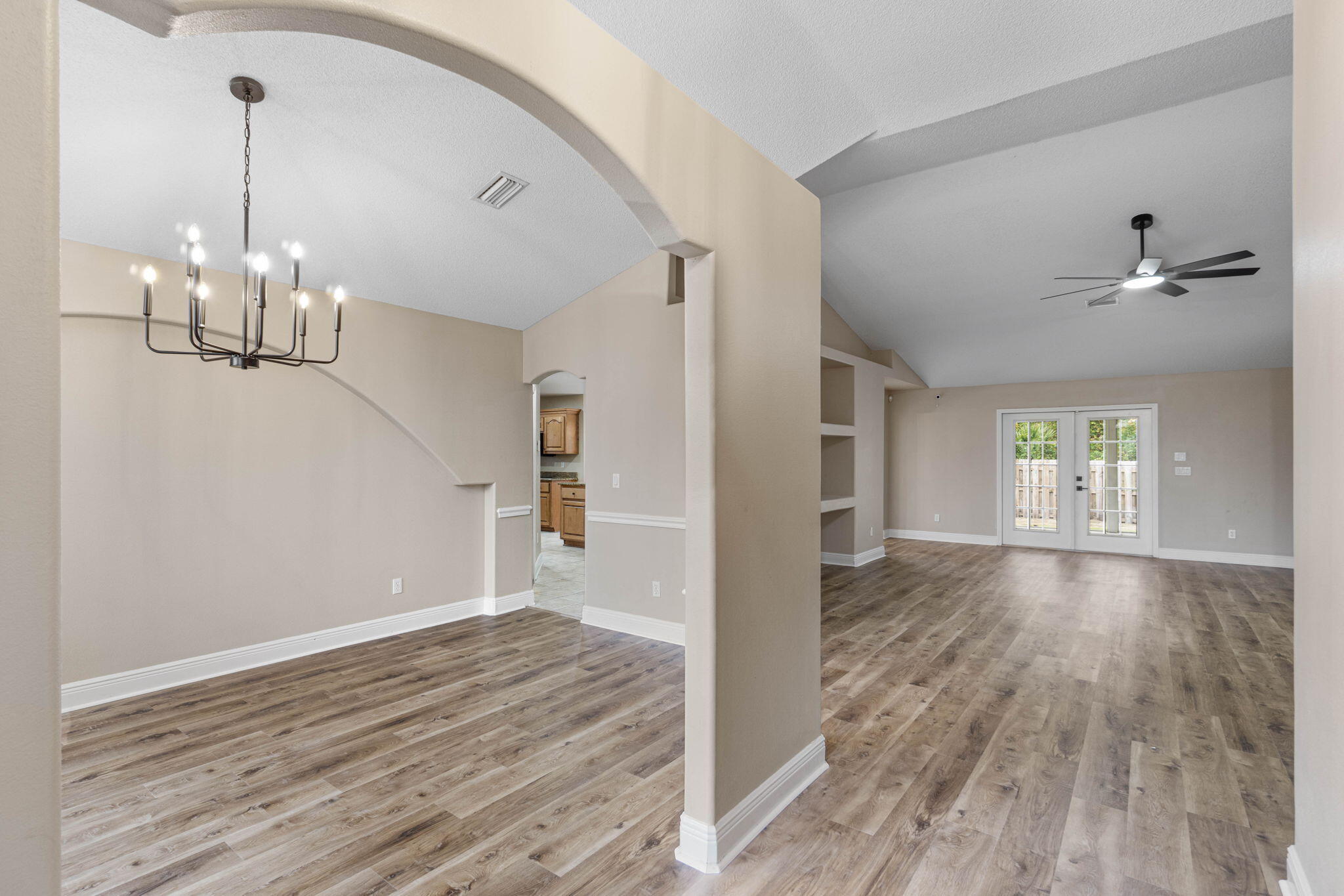 WOODLAWN HEIGHTS - Residential