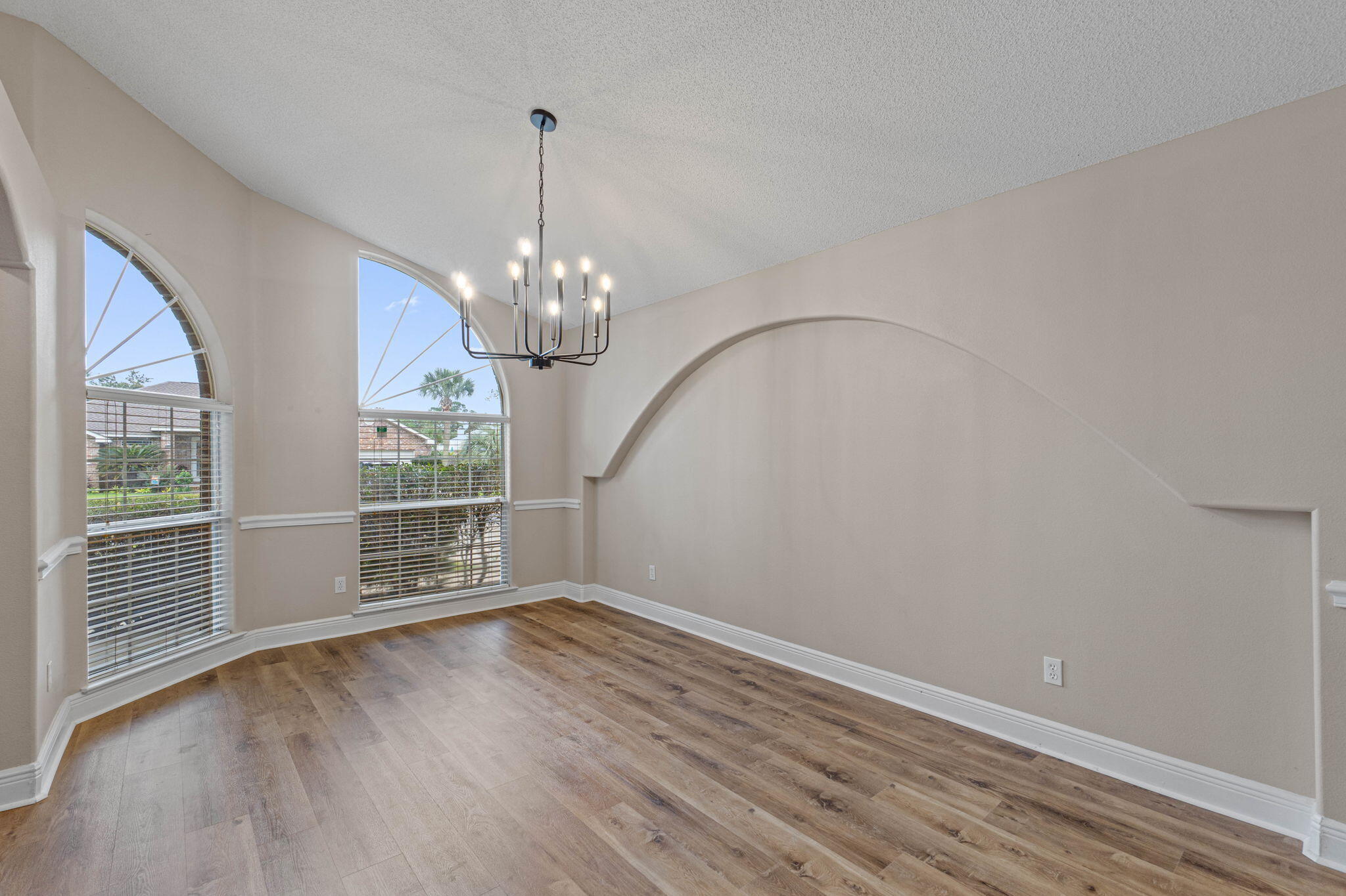 WOODLAWN HEIGHTS - Residential