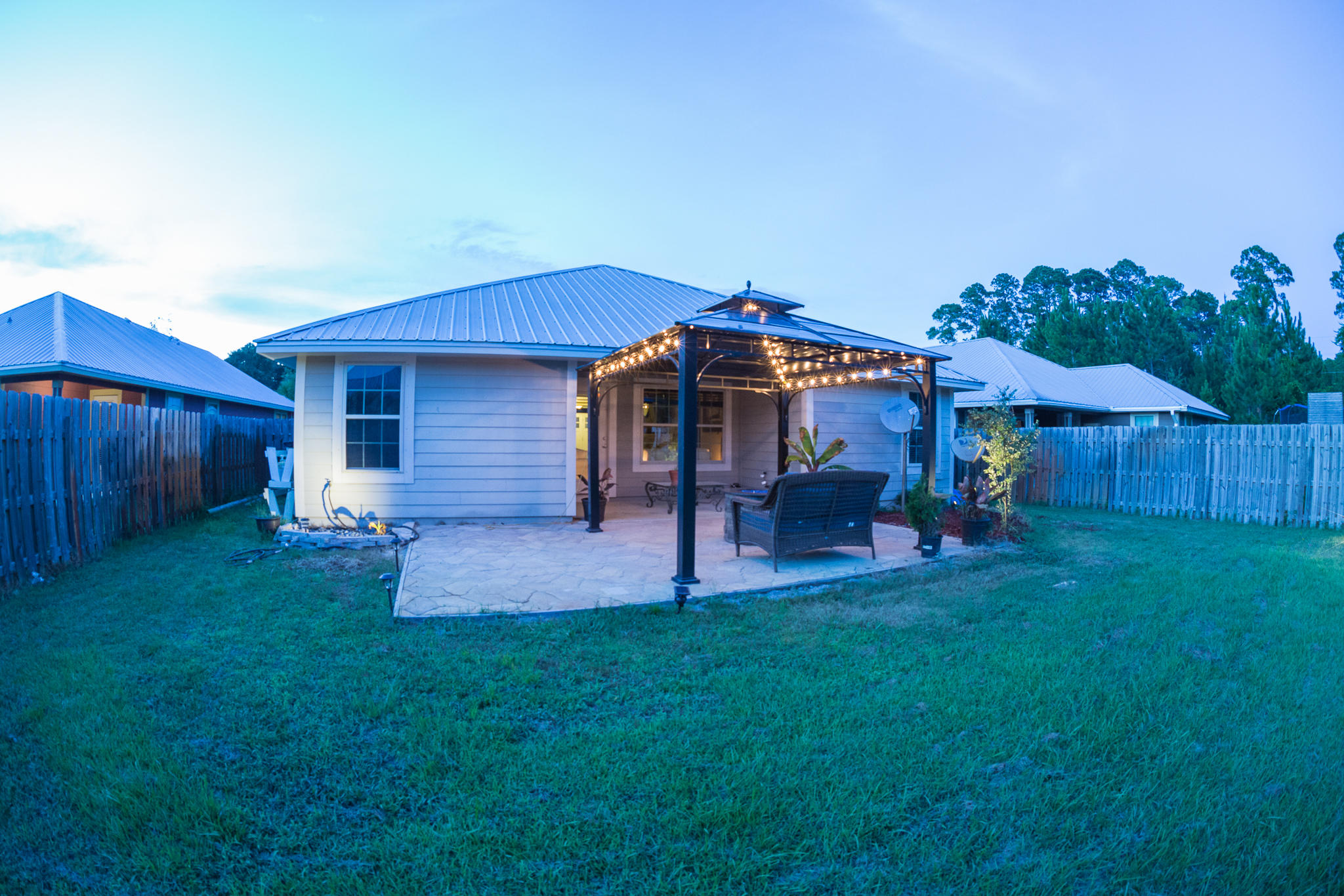 EAGLE BAY - Residential