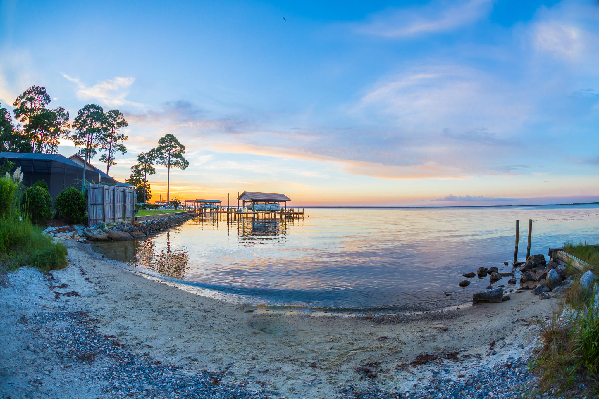 EAGLE BAY - Residential