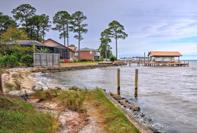 EAGLE BAY - Residential