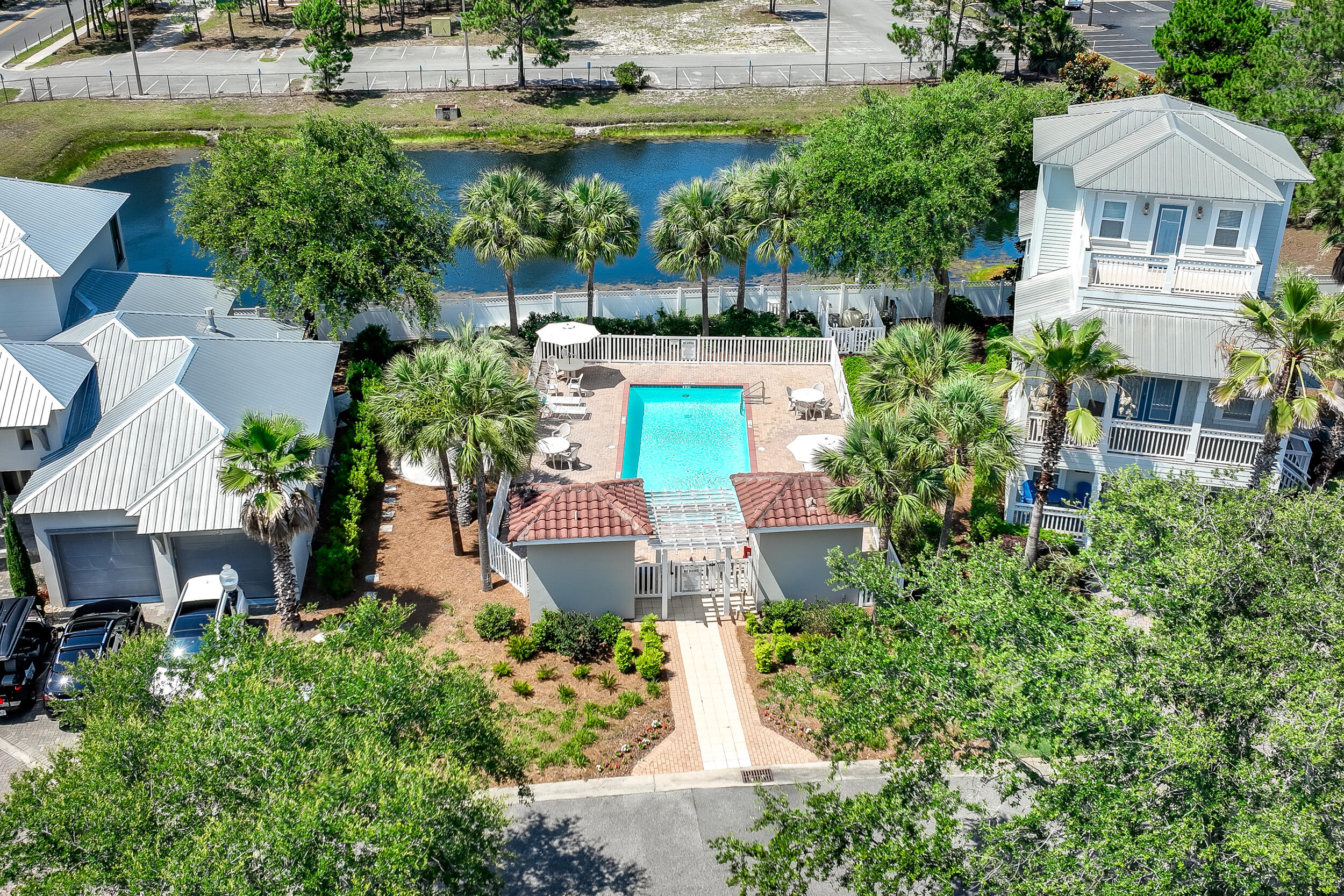 EMERALD WATERS VILLAGE - Land