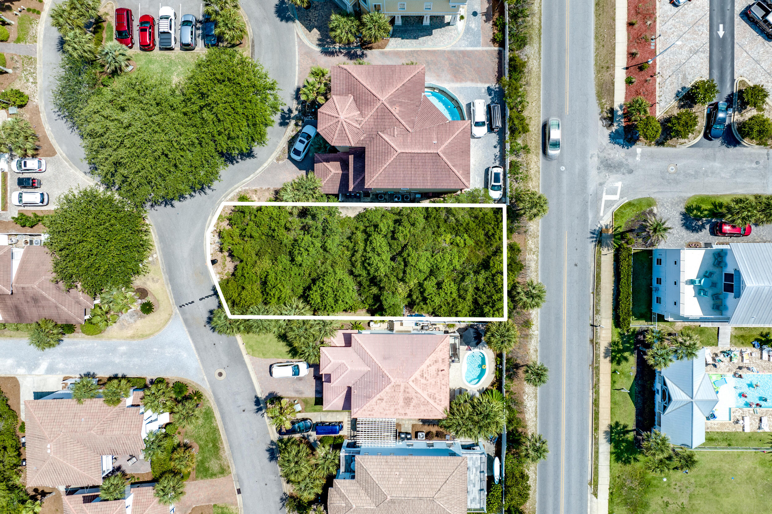 EMERALD WATERS VILLAGE - Land