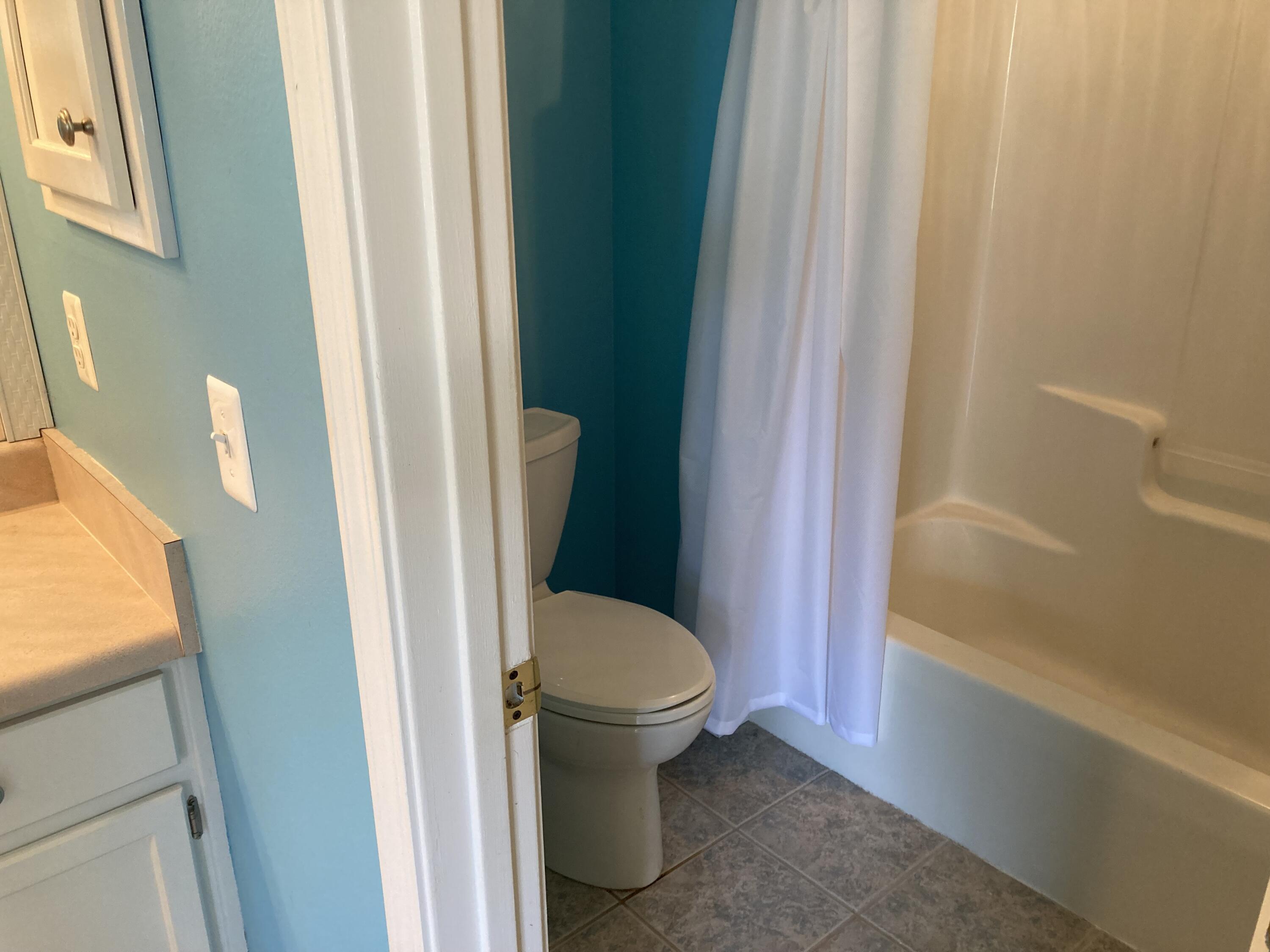 LIVE OAK Unit 2 Lot 33 - Residential