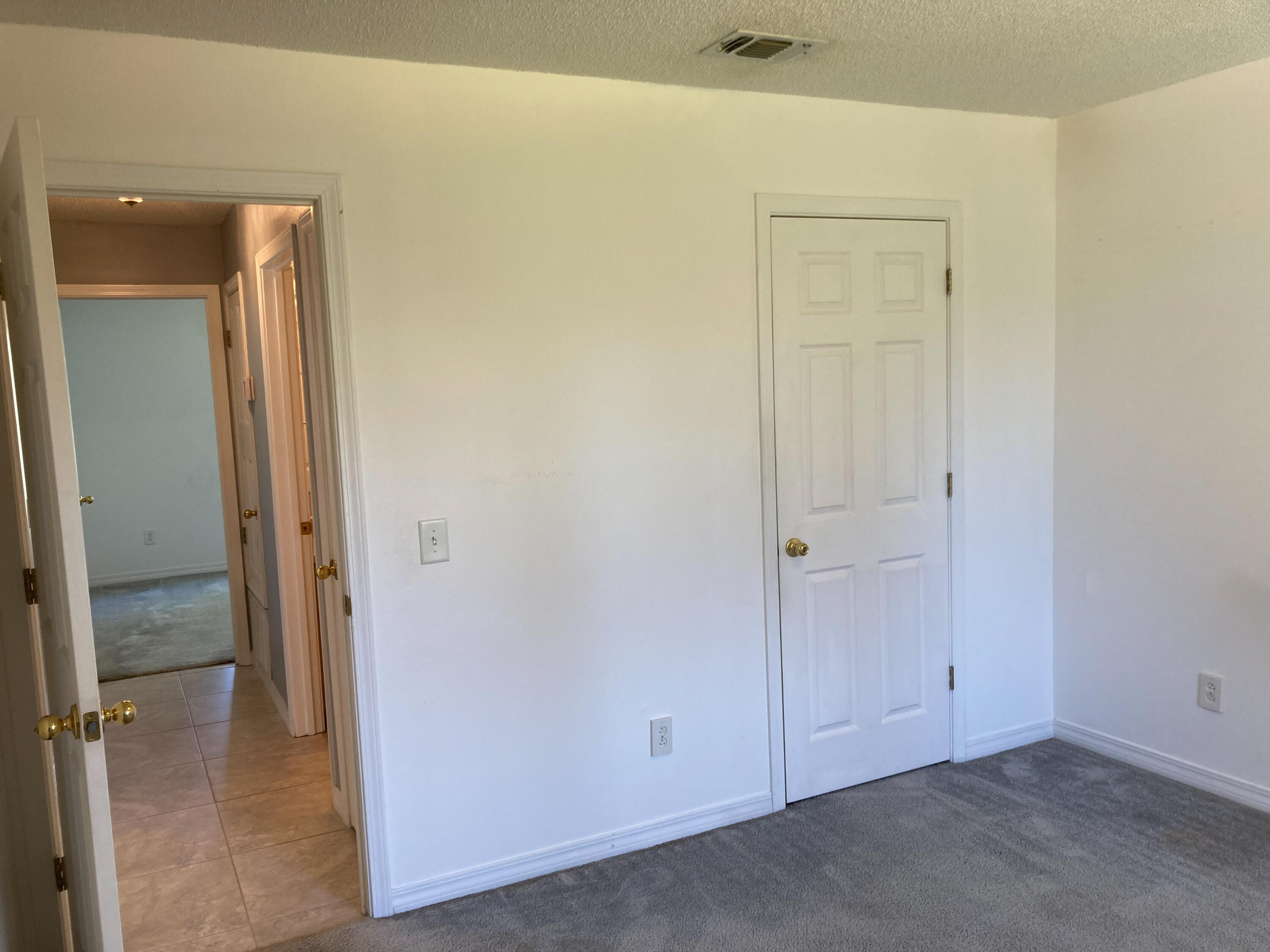 LIVE OAK Unit 2 Lot 33 - Residential