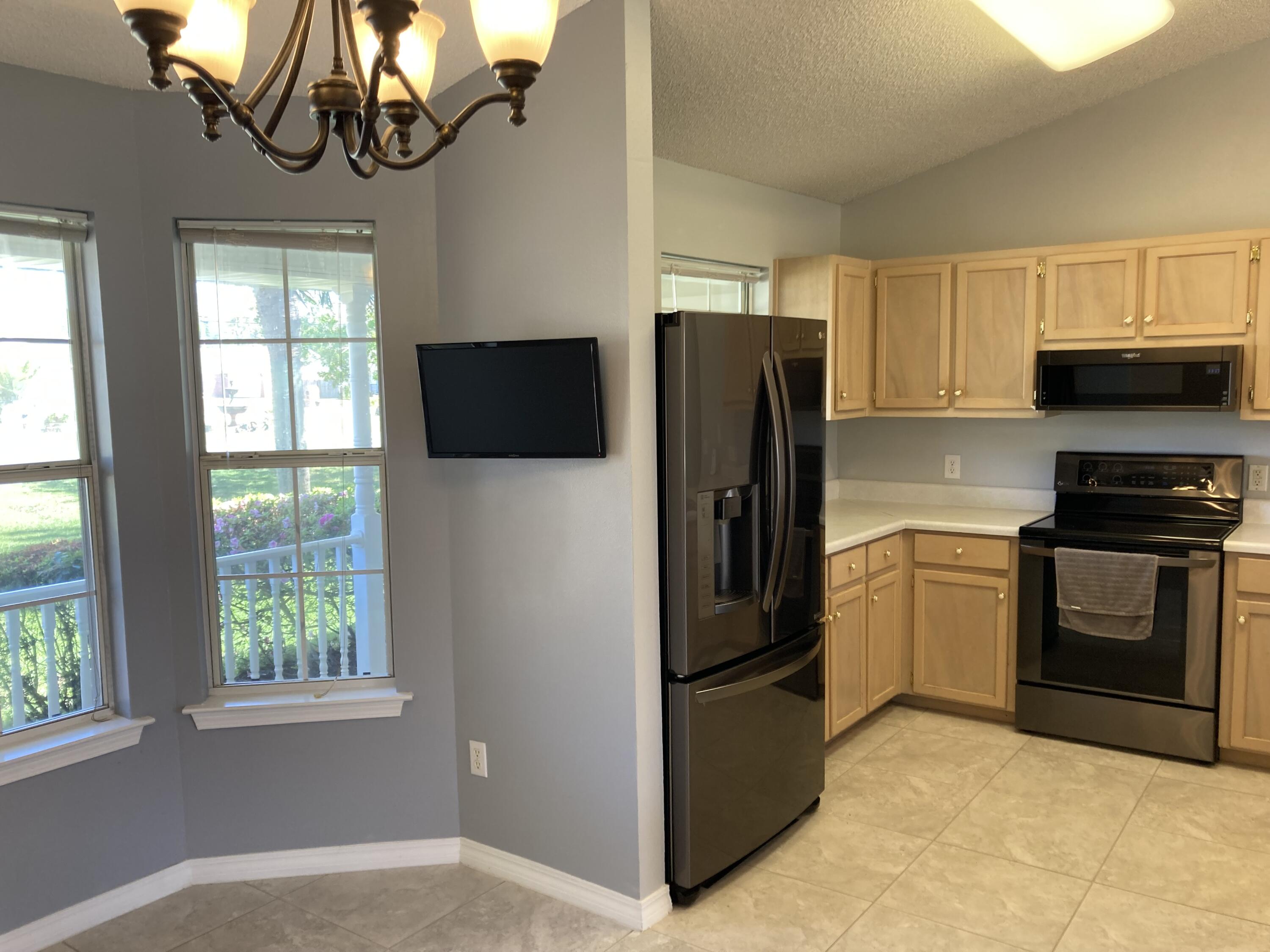 LIVE OAK Unit 2 Lot 33 - Residential