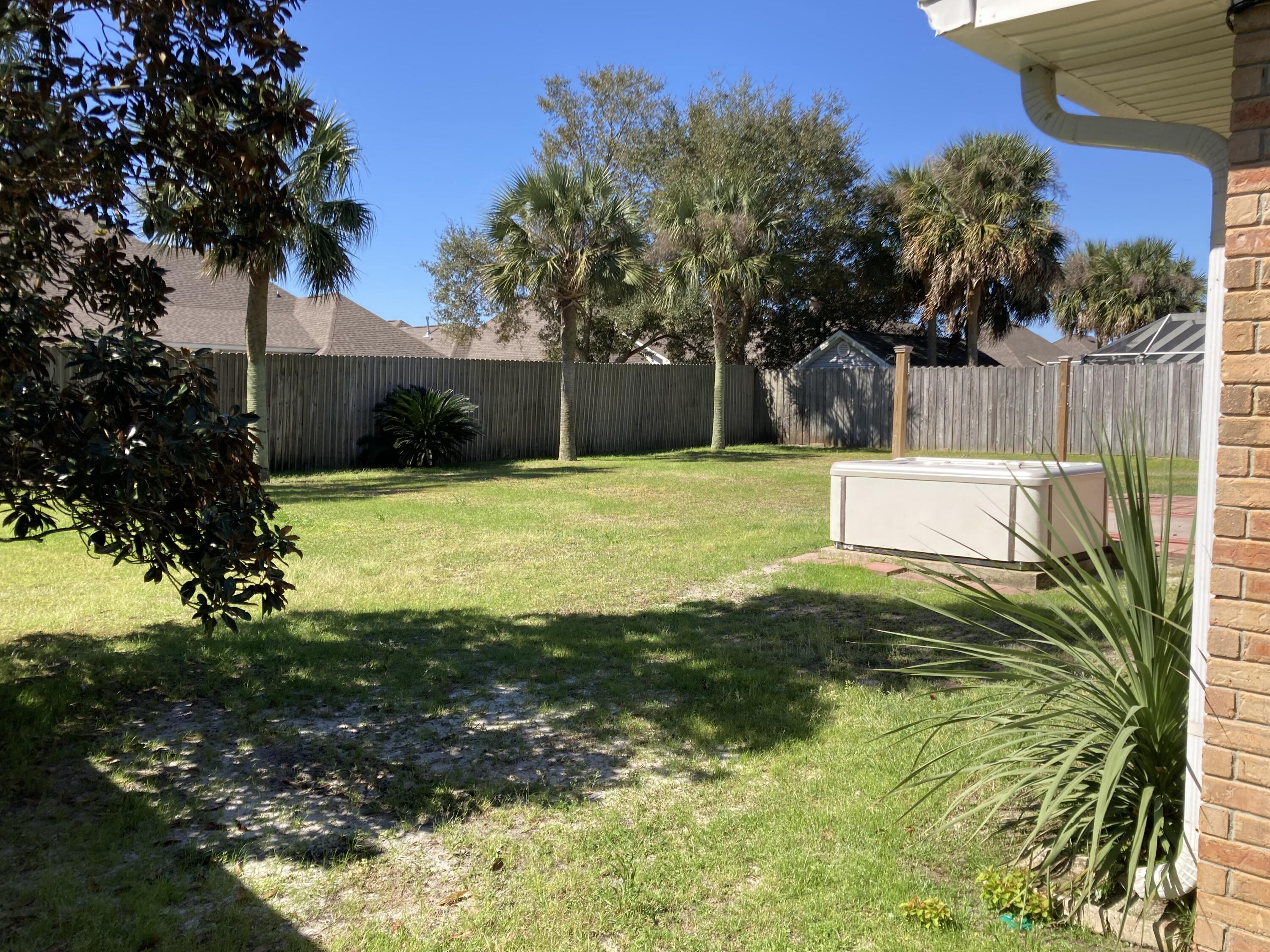 LIVE OAK Unit 2 Lot 33 - Residential