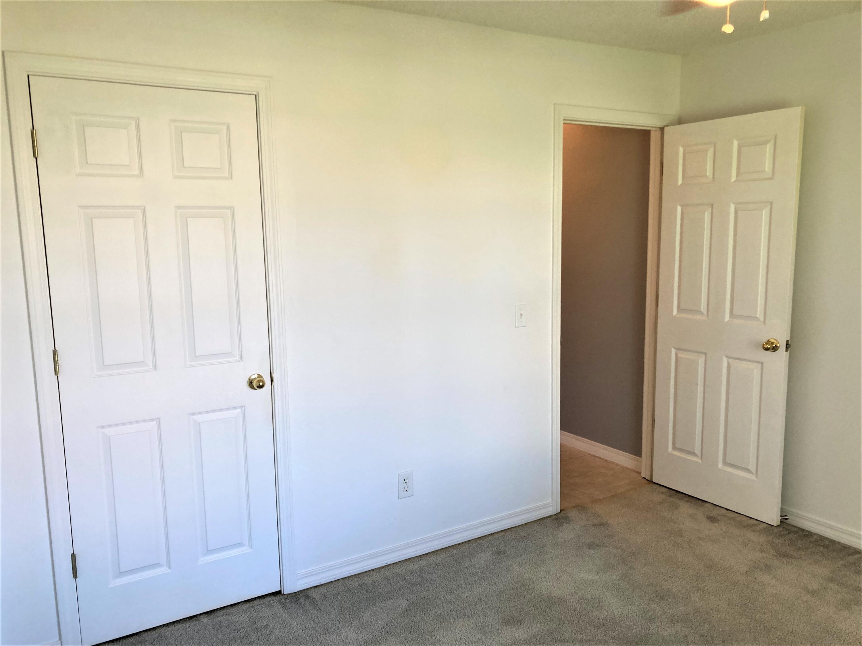 LIVE OAK Unit 2 Lot 33 - Residential