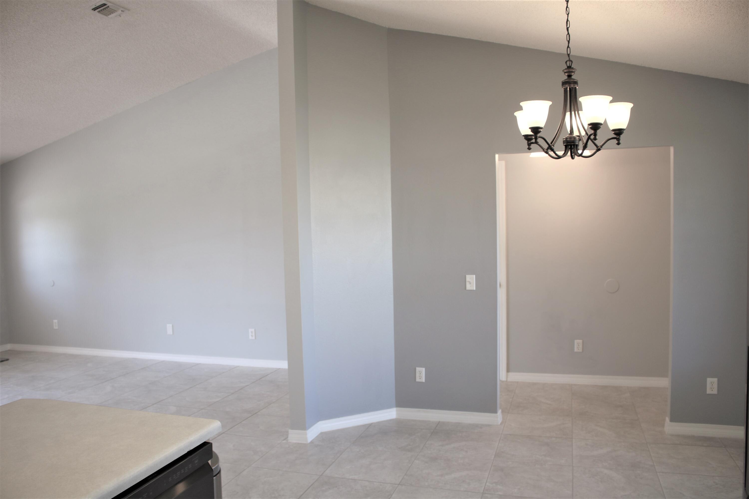 LIVE OAK Unit 2 Lot 33 - Residential