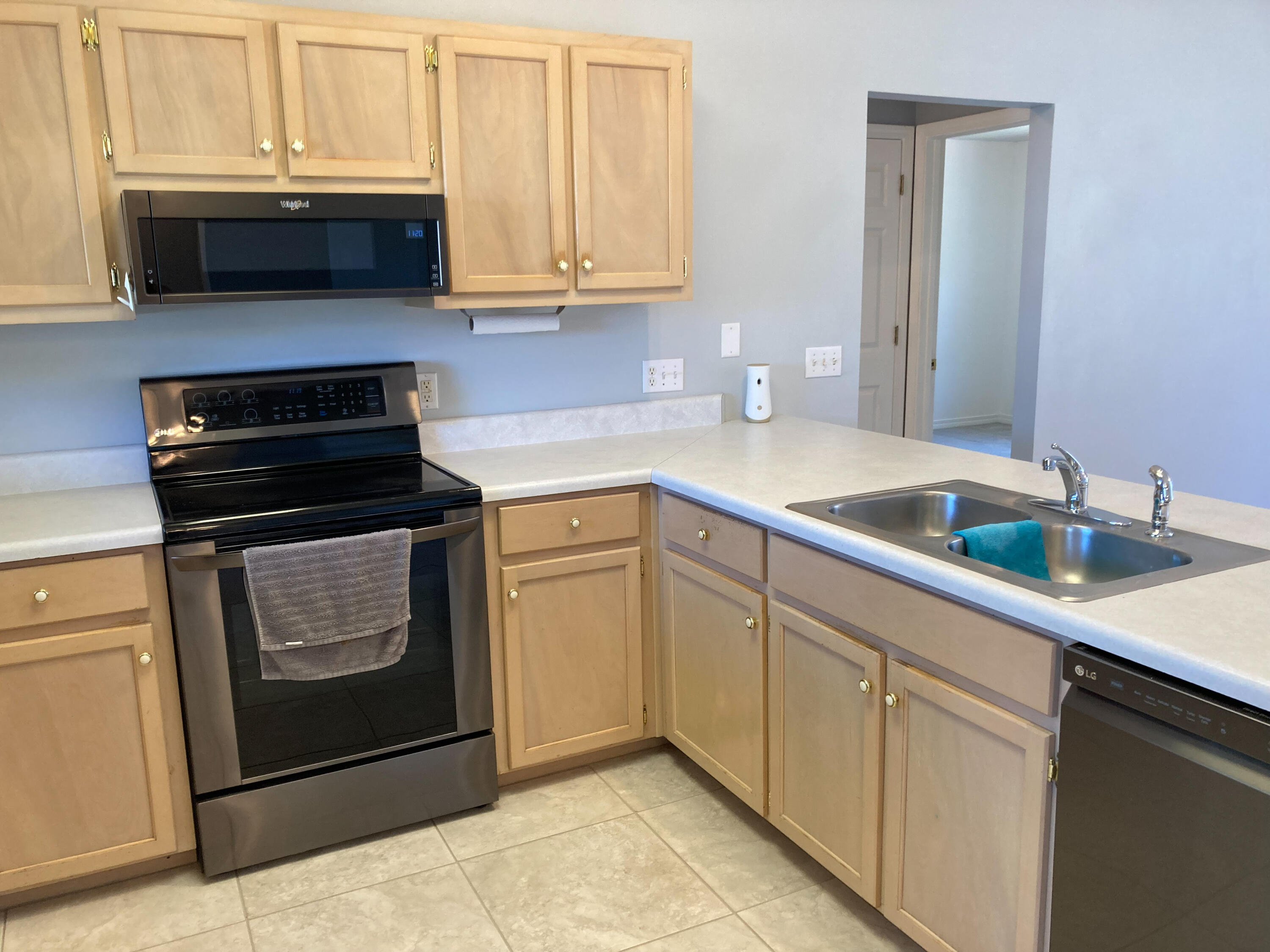 LIVE OAK Unit 2 Lot 33 - Residential