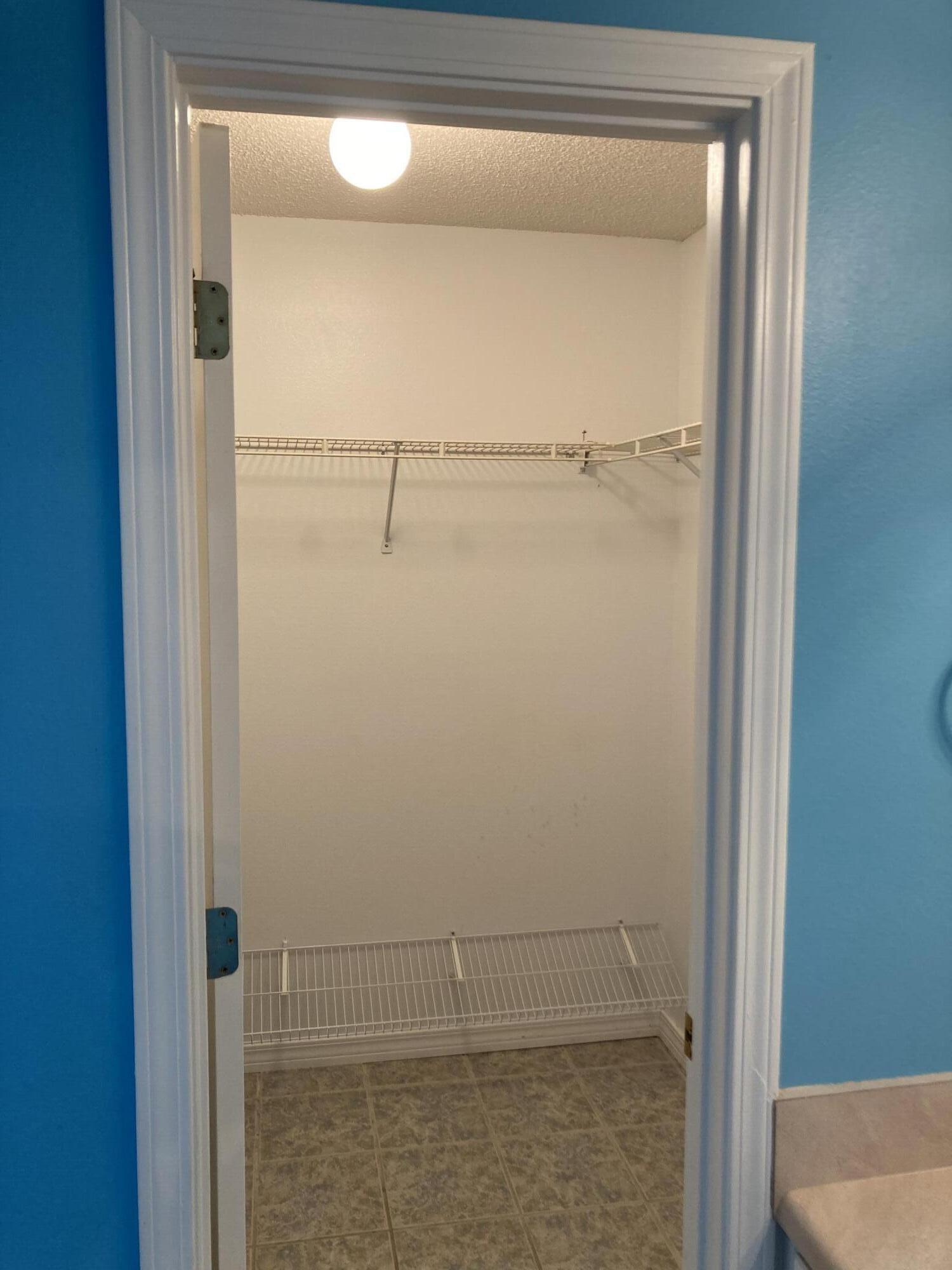 LIVE OAK Unit 2 Lot 33 - Residential