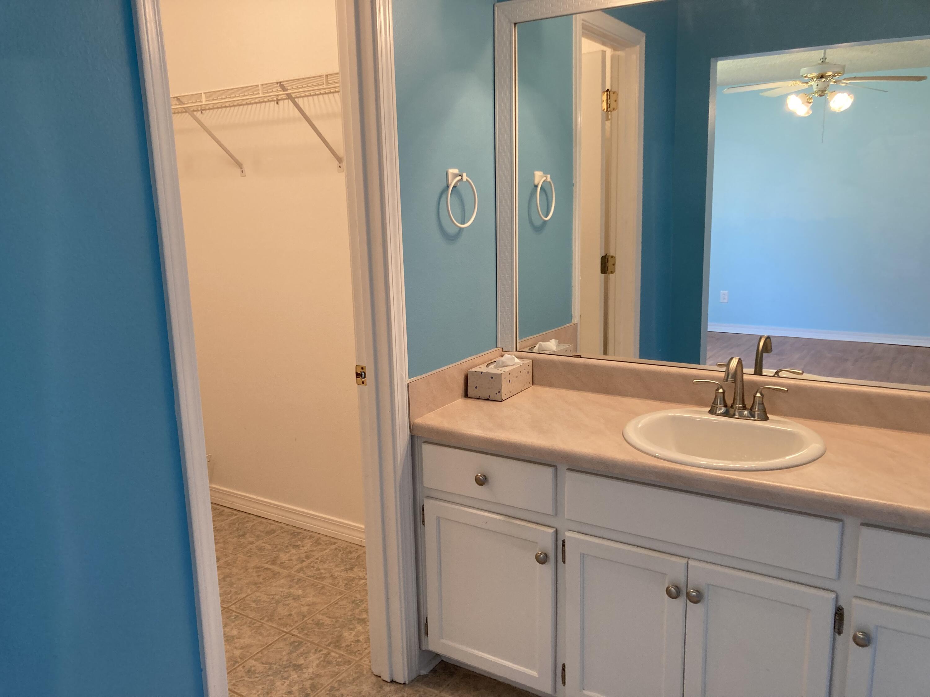 LIVE OAK Unit 2 Lot 33 - Residential