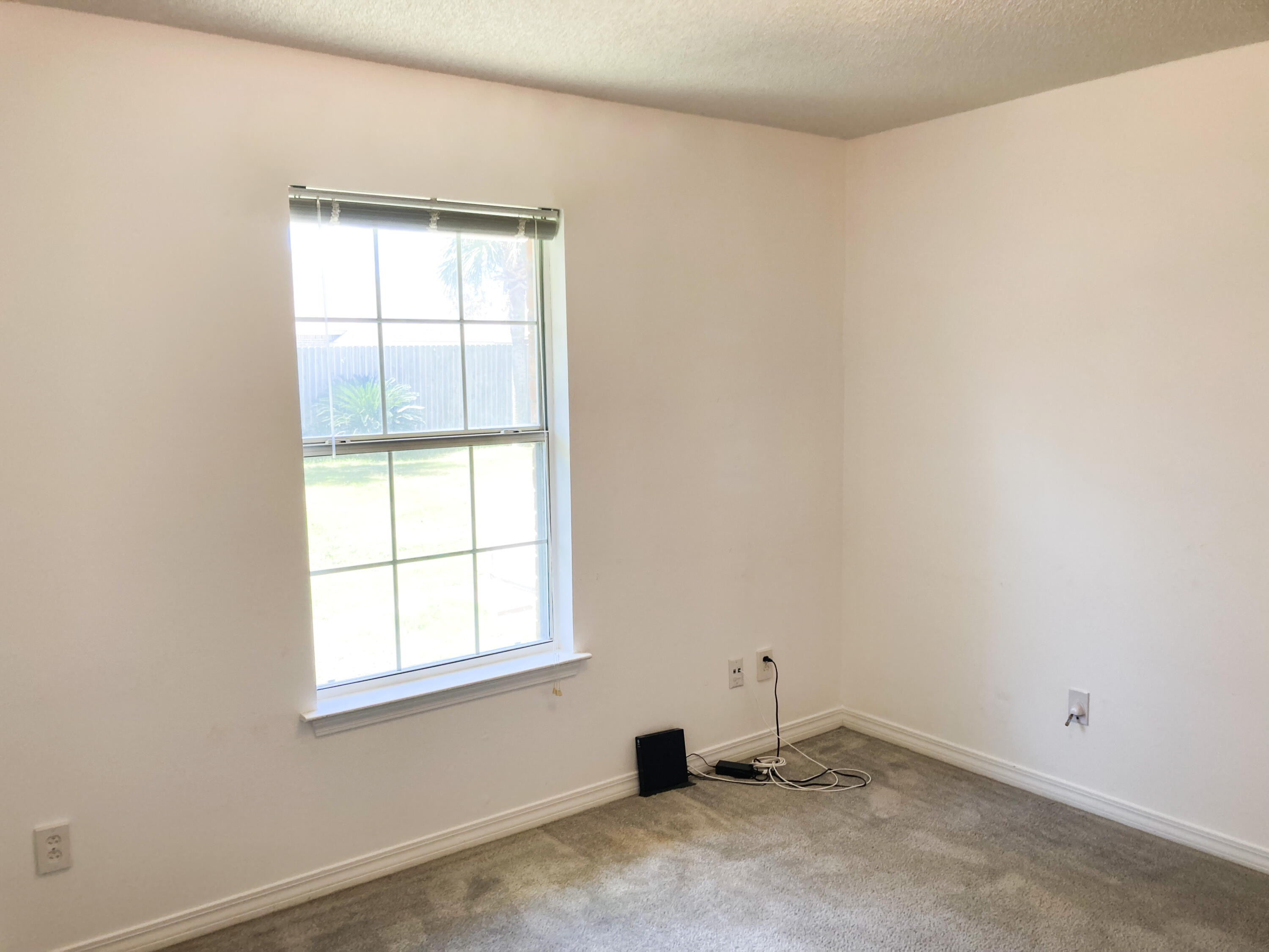 LIVE OAK Unit 2 Lot 33 - Residential