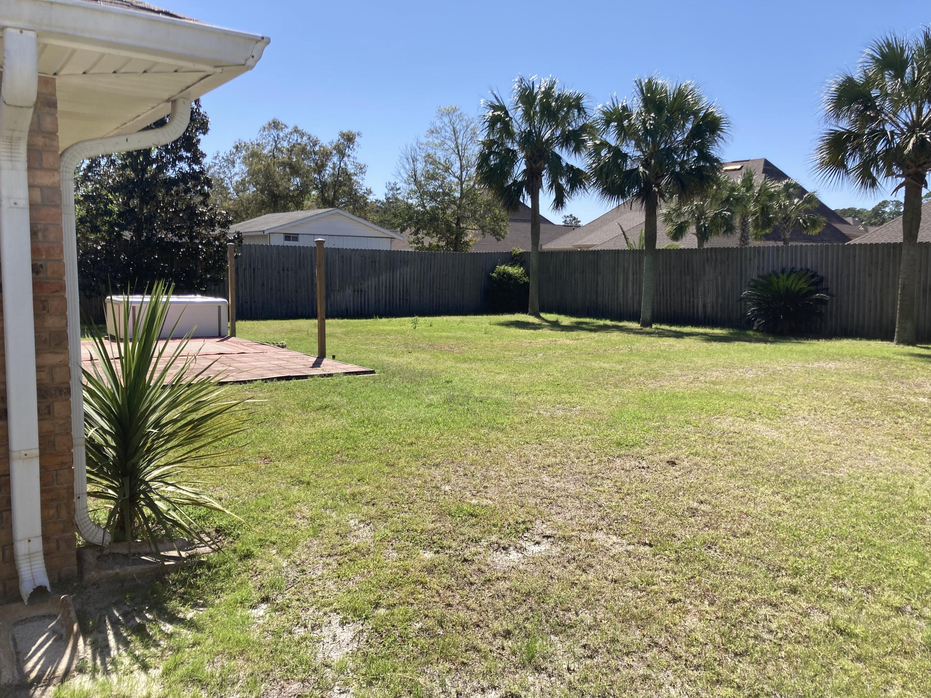 LIVE OAK Unit 2 Lot 33 - Residential