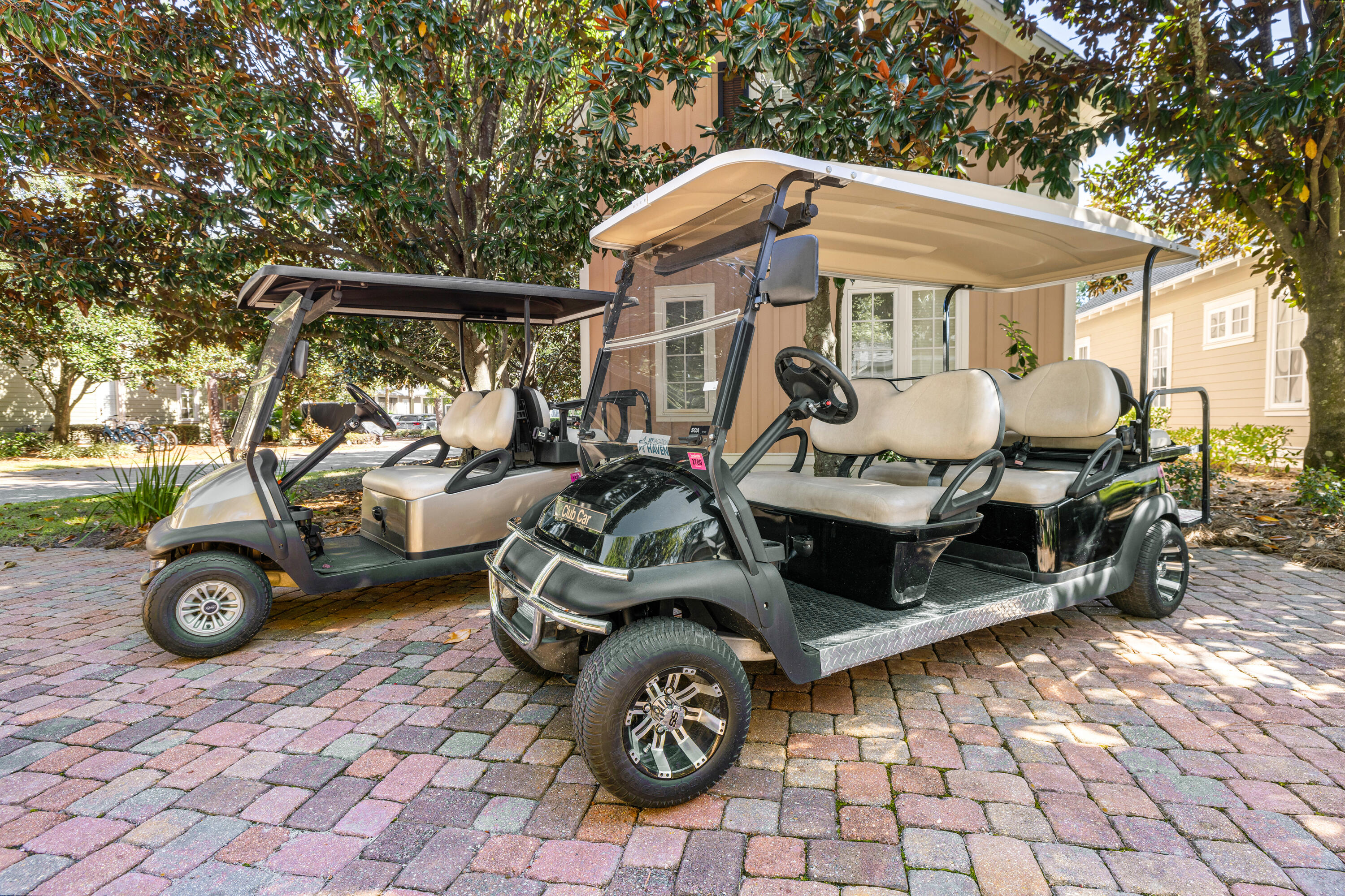 BUNGALOS AT SANDESTIN - Residential