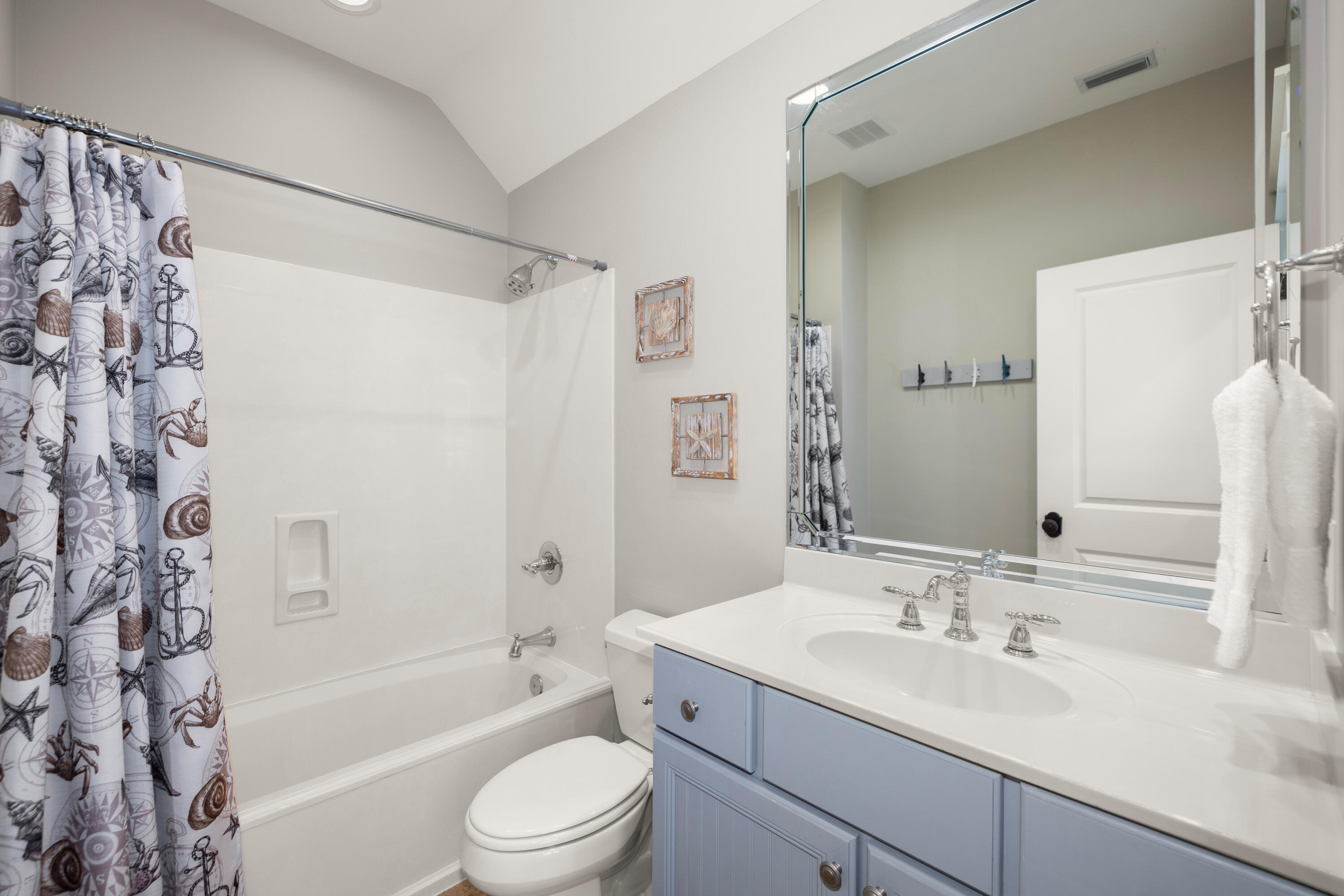 BUNGALOS AT SANDESTIN - Residential