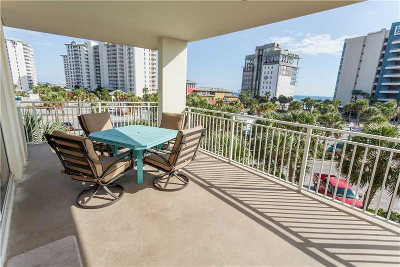 STERLING SHORES - Residential