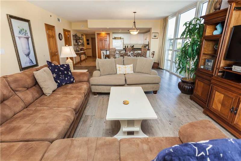 STERLING SHORES - Residential