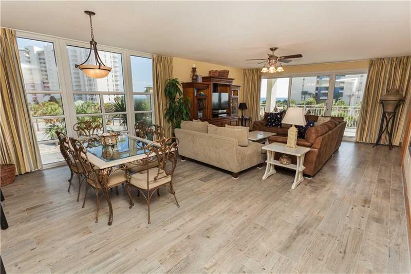 STERLING SHORES - Residential