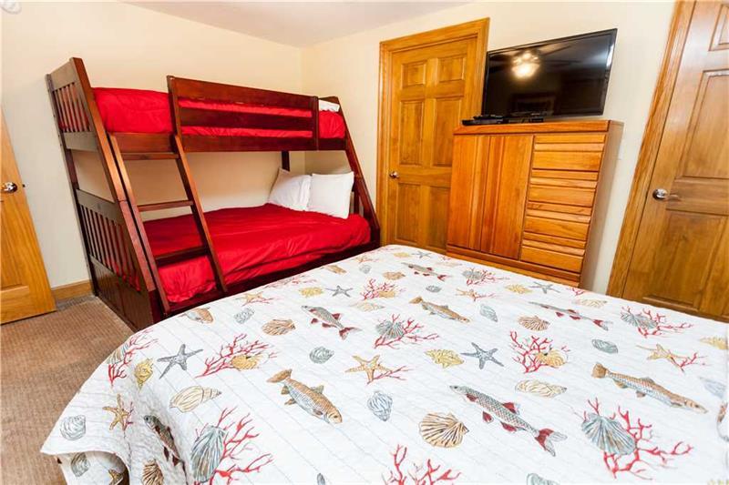 STERLING SHORES - Residential