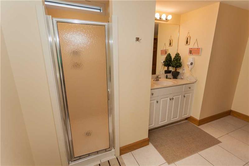 STERLING SHORES - Residential