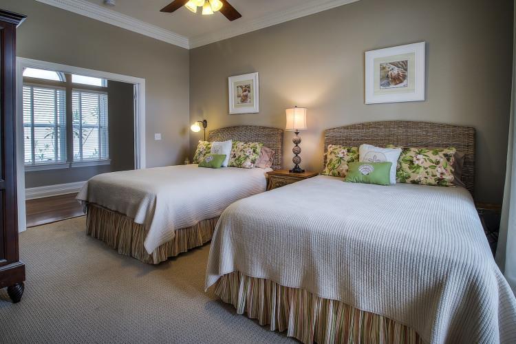 DANA BEACH PH 1 - Residential
