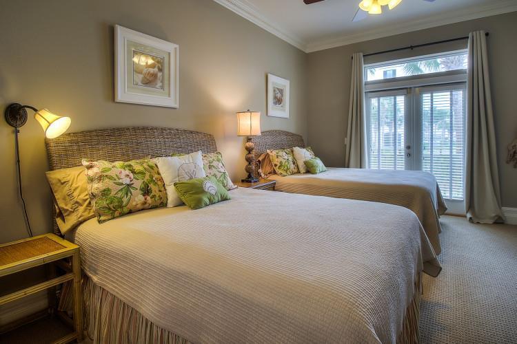 DANA BEACH PH 1 - Residential