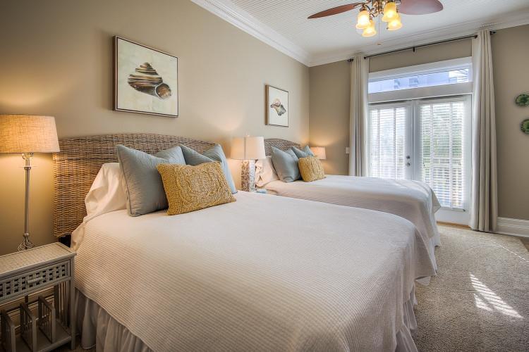 DANA BEACH PH 1 - Residential