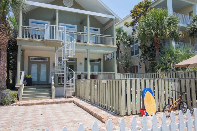 DANA BEACH PH 1 - Residential