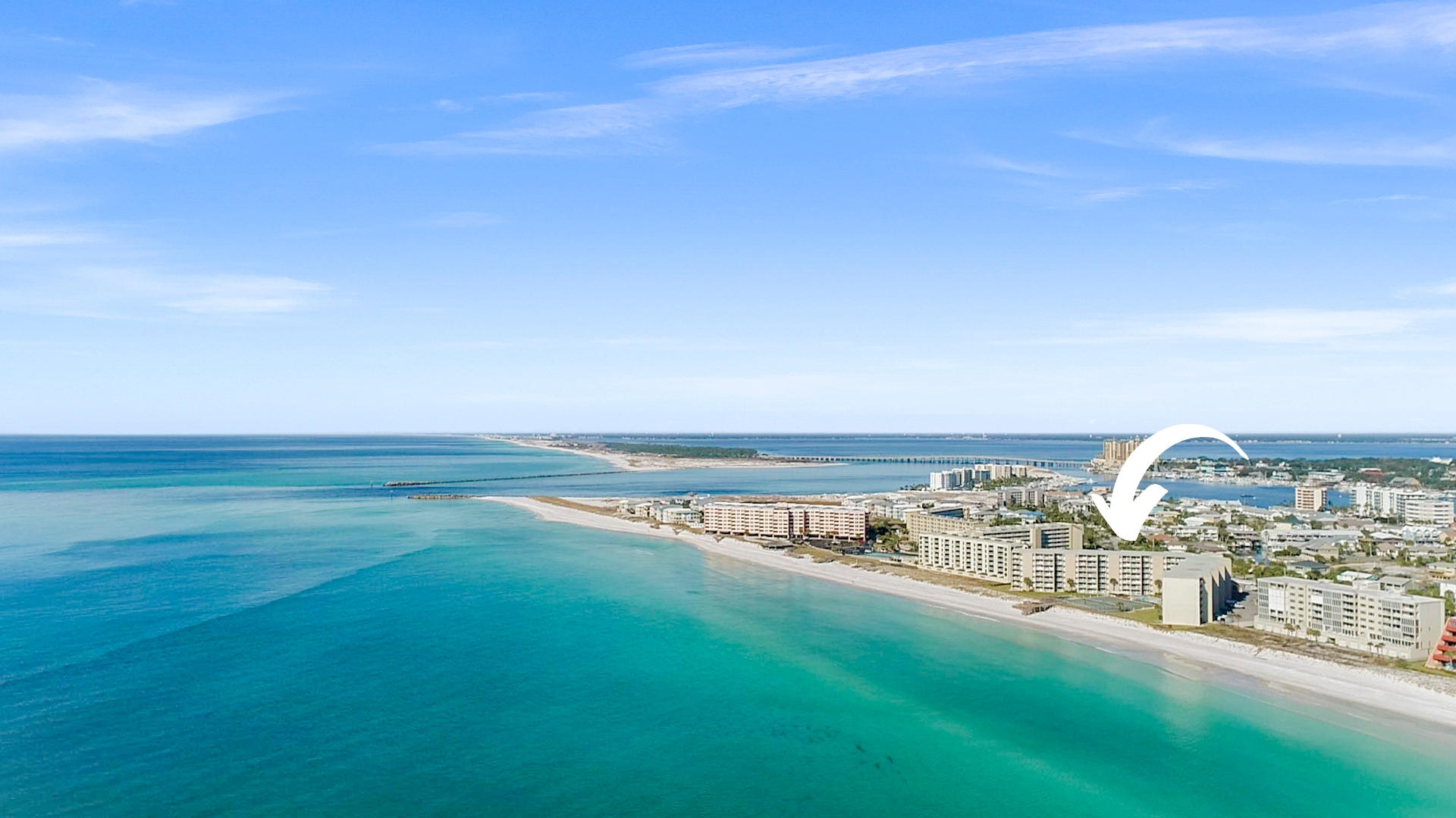 HOLIDAY SURF & RACQUET CLUB - Residential