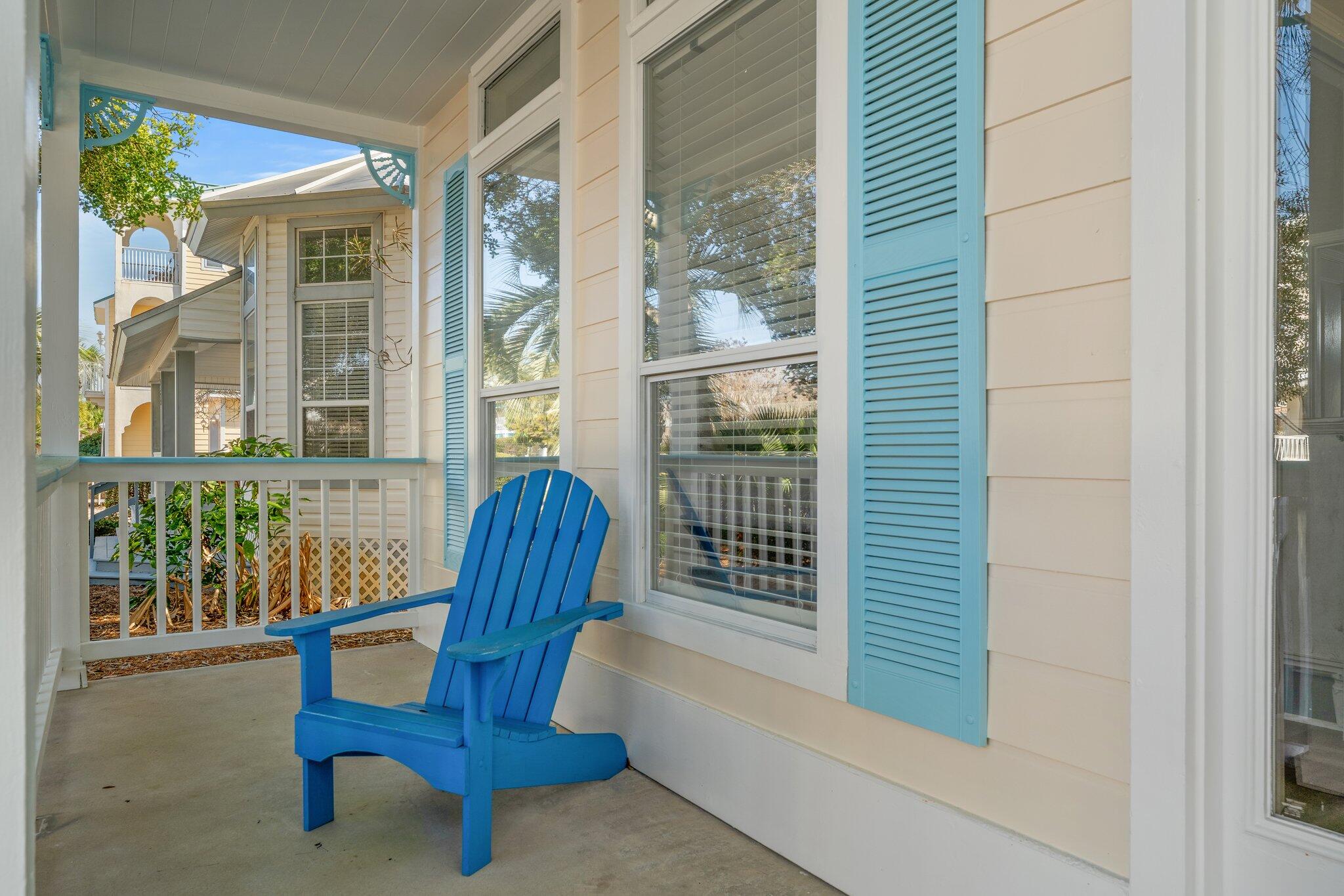 CRYSTAL SHORES - Residential