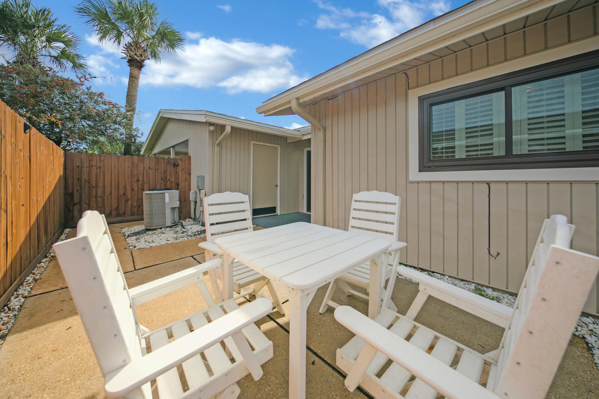 SEASCAPE CONDO TENNIS VILLAGE - Residential