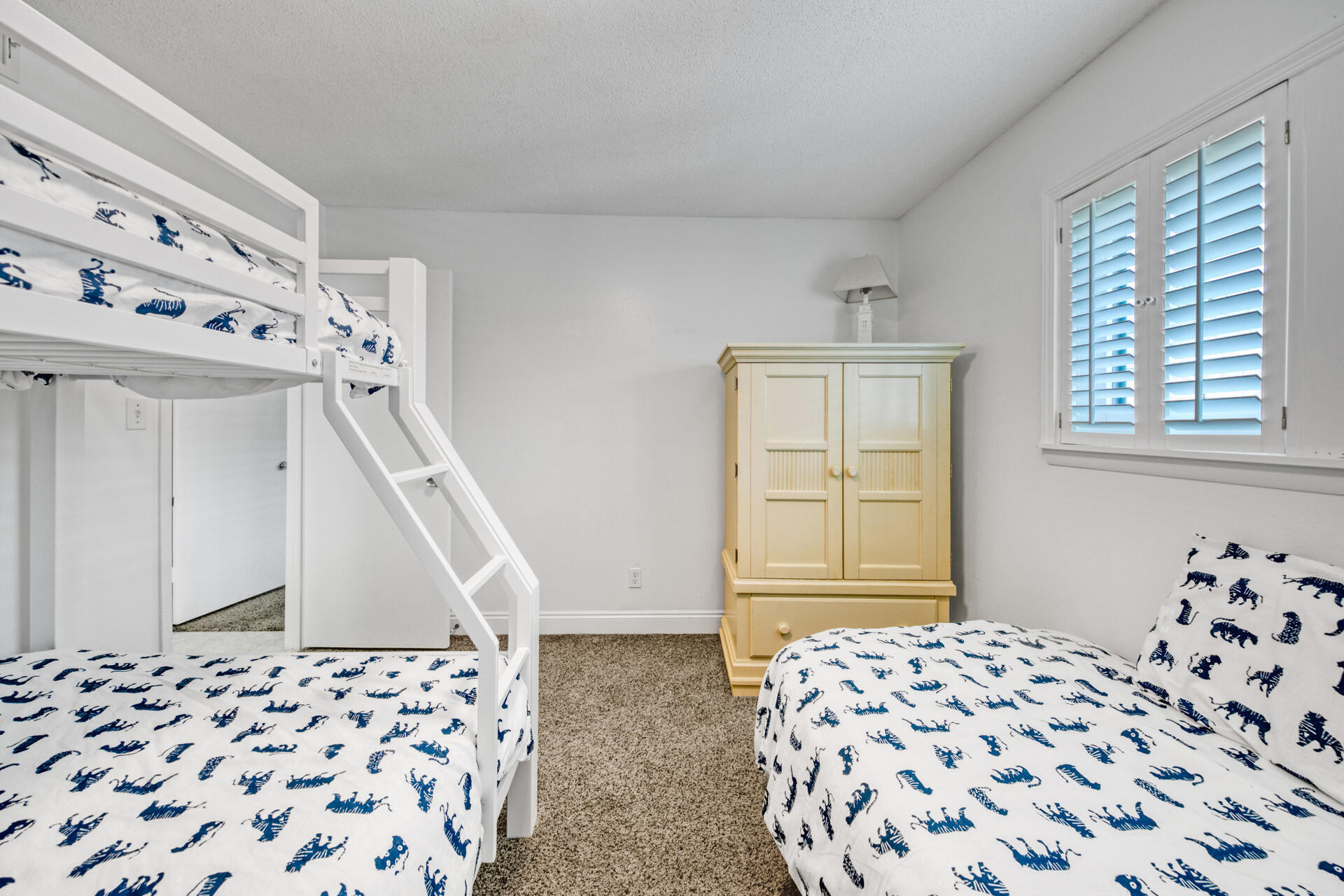 SEASCAPE CONDO TENNIS VILLAGE - Residential