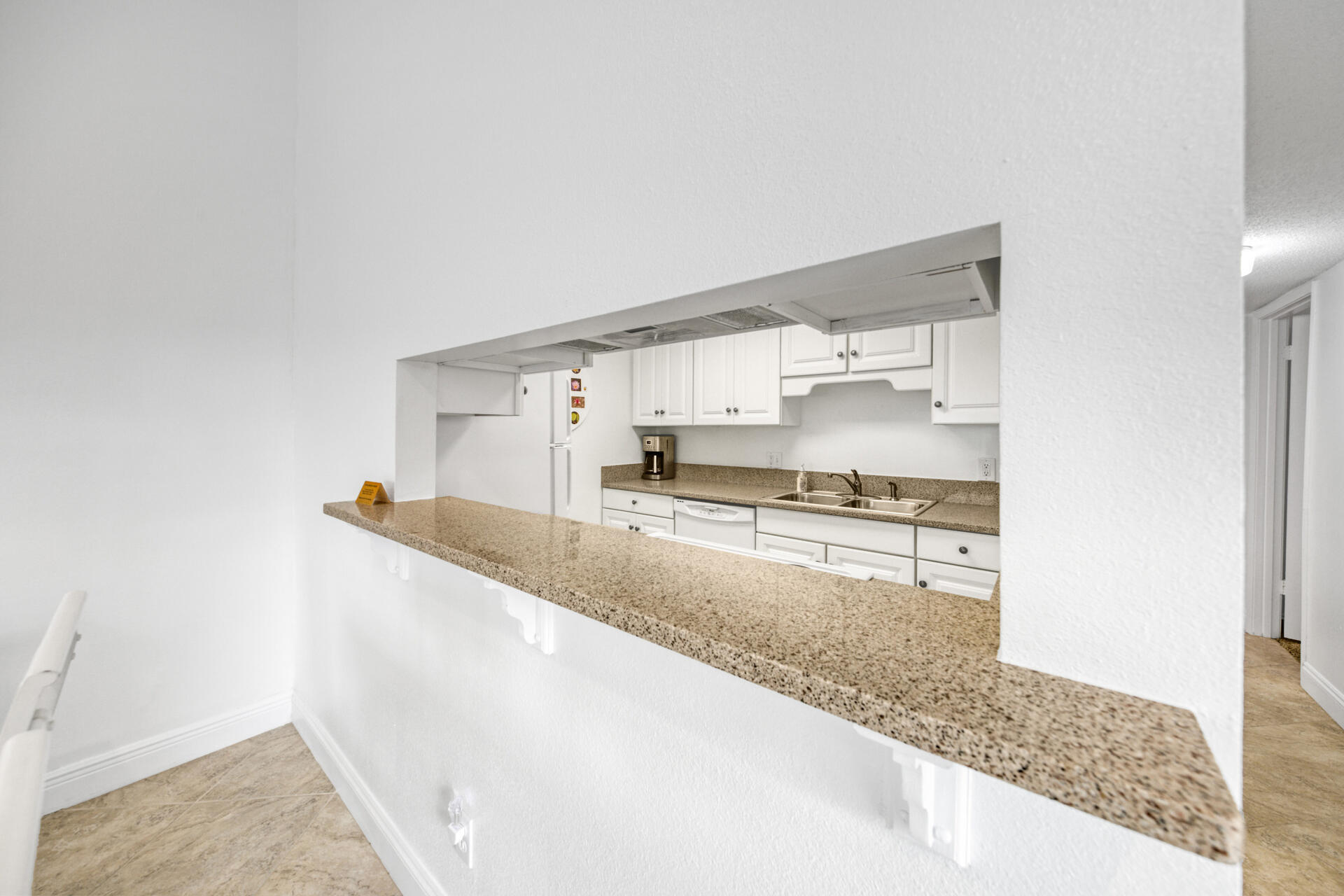 SEASCAPE CONDO TENNIS VILLAGE - Residential