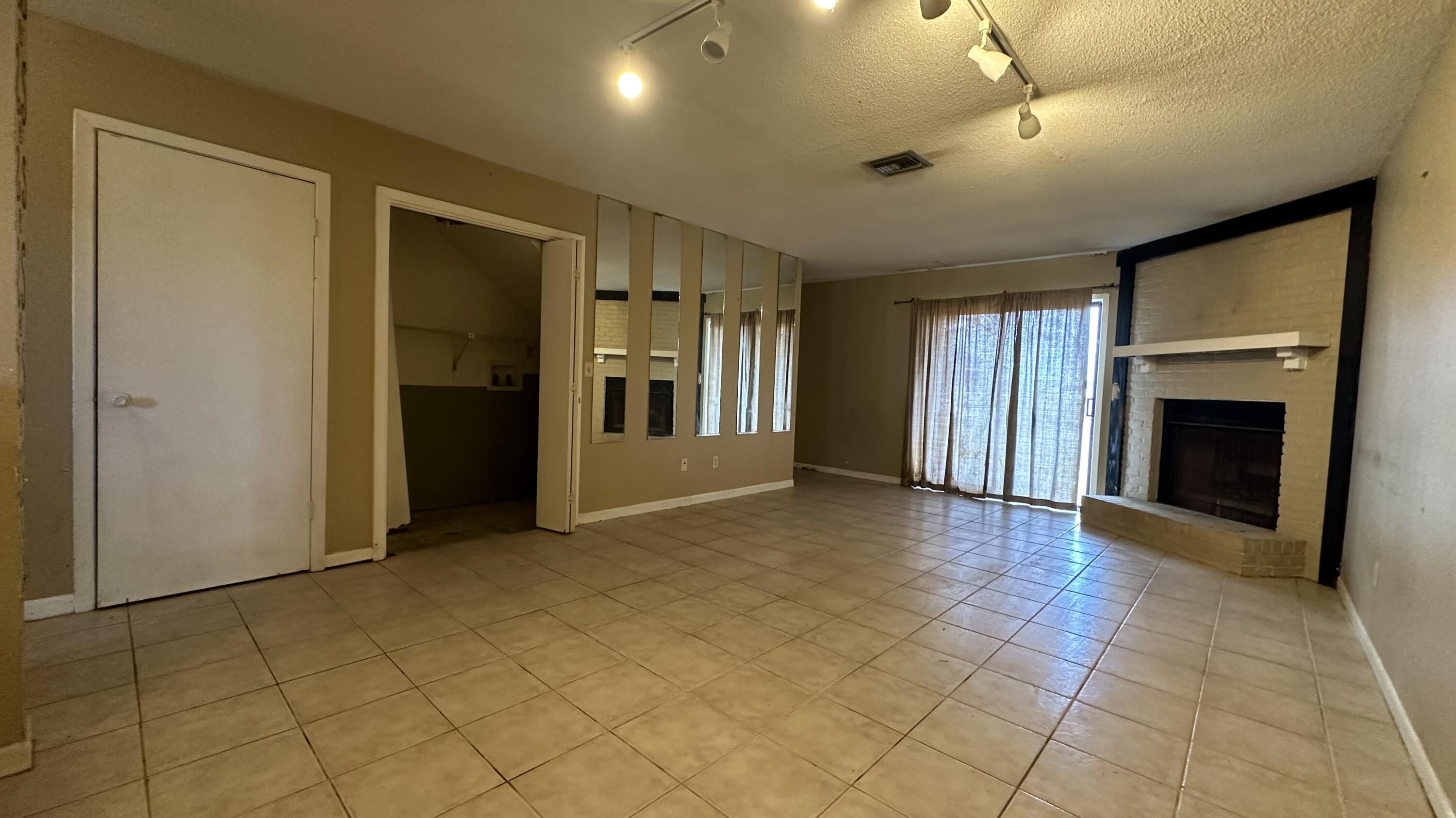 DESTIN RACQUET CLUB T/H - Residential