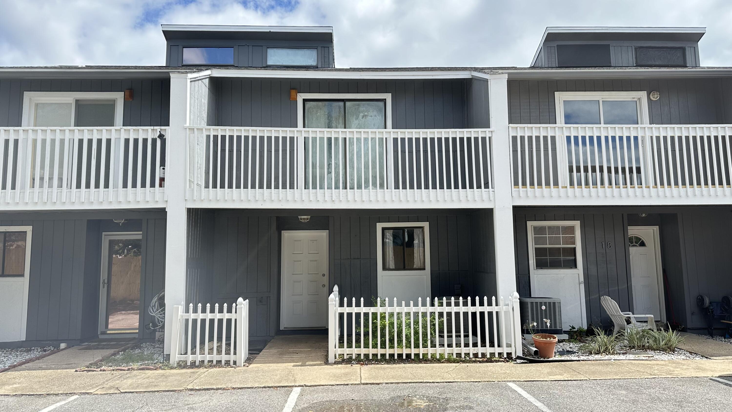 DESTIN RACQUET CLUB T/H - Residential