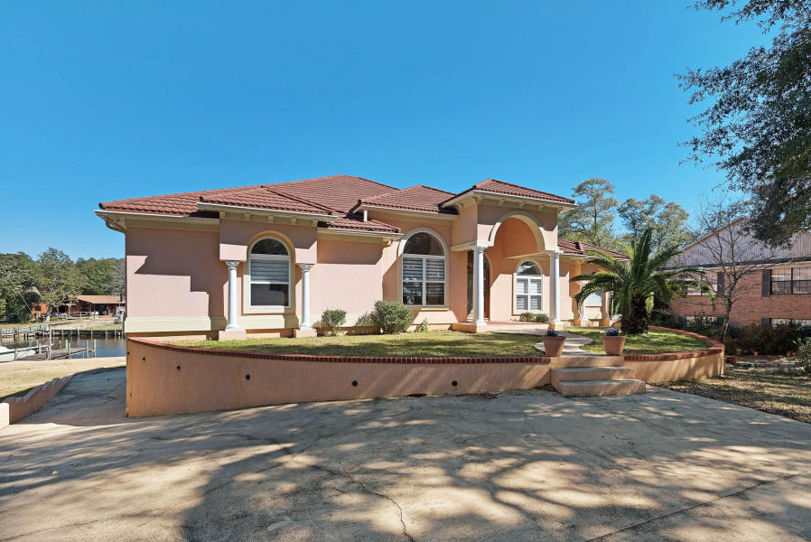 EDGEWATER VILLAGE - Residential Lease